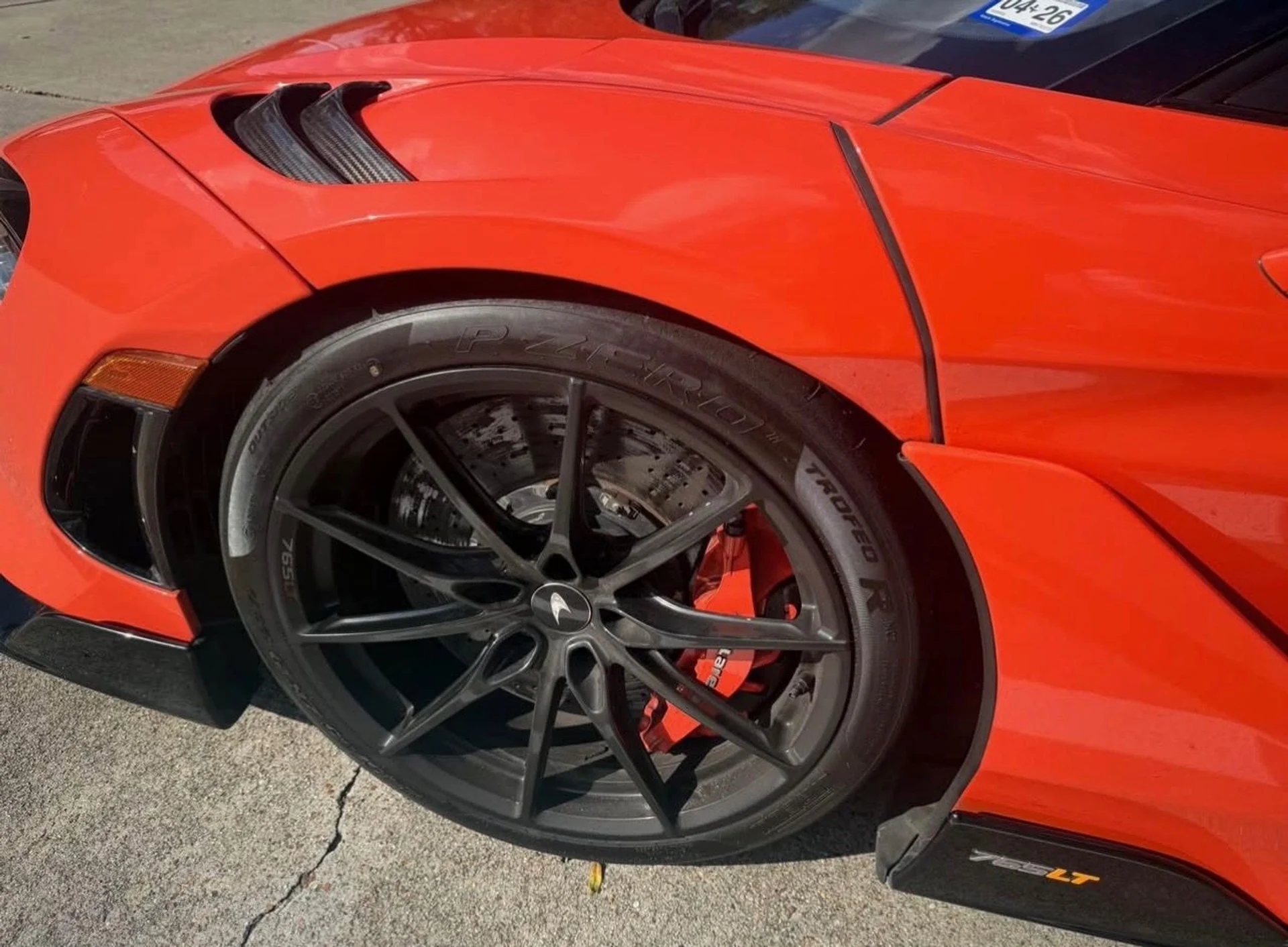 mph004_1375930634_Used_2021_Mc_Laren_765_LT_1760386602_c0ec98c553