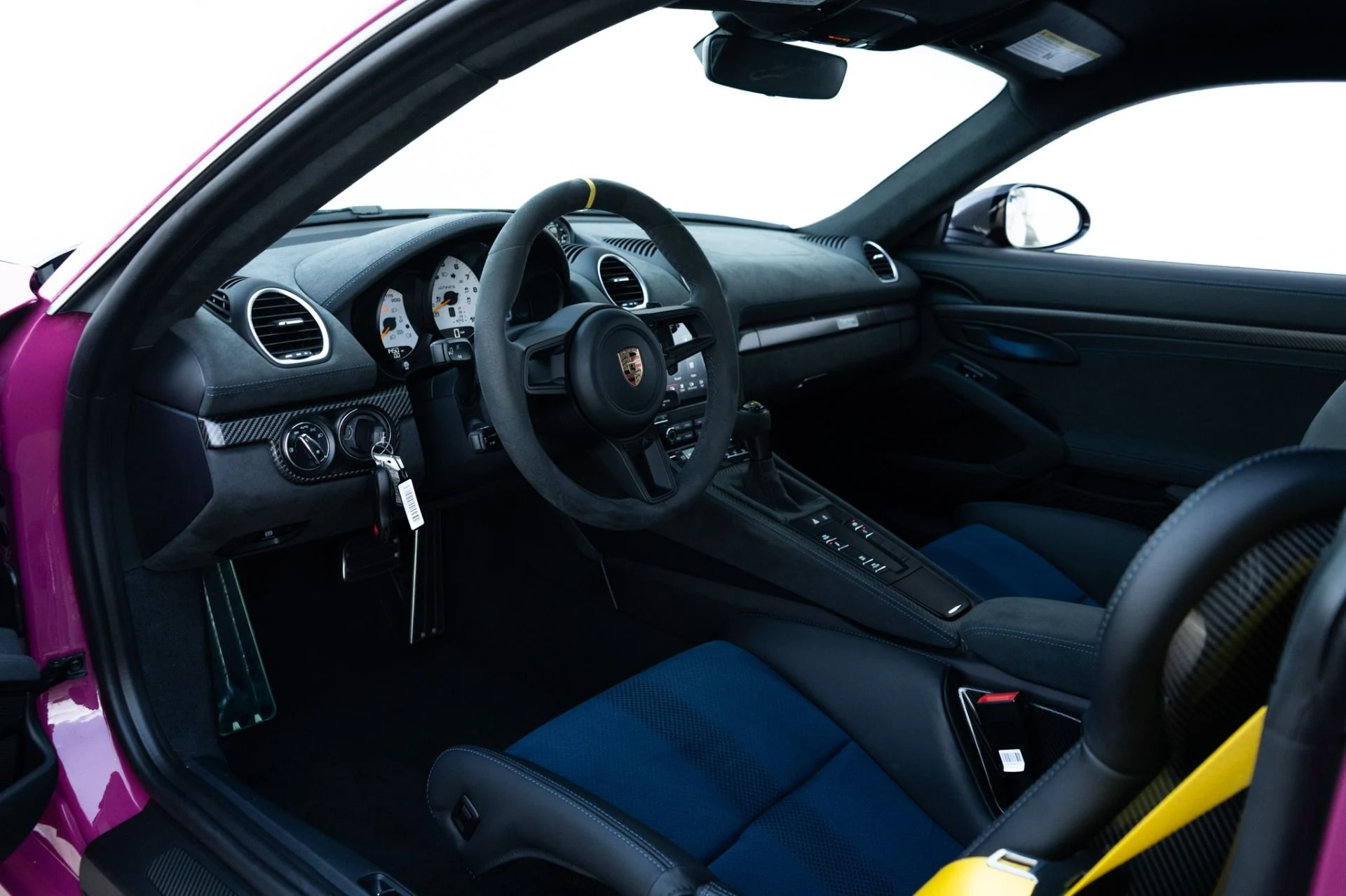 mph004_1383037505_Used_2023_Porsche_718_Cayman_GT_4_RS_1784933472_2d46e72029