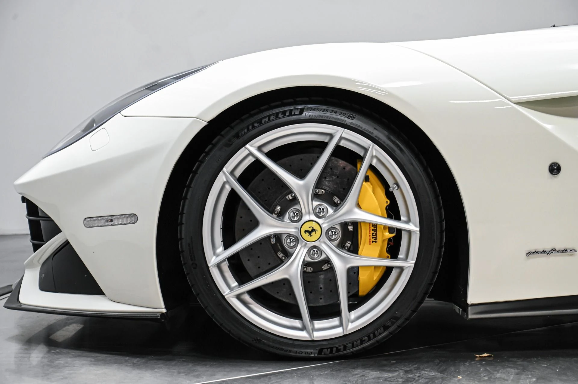 mph004_1383460155_Used_2015_Ferrari_F12_Berlinetta_1770858306_f0ba1ac442