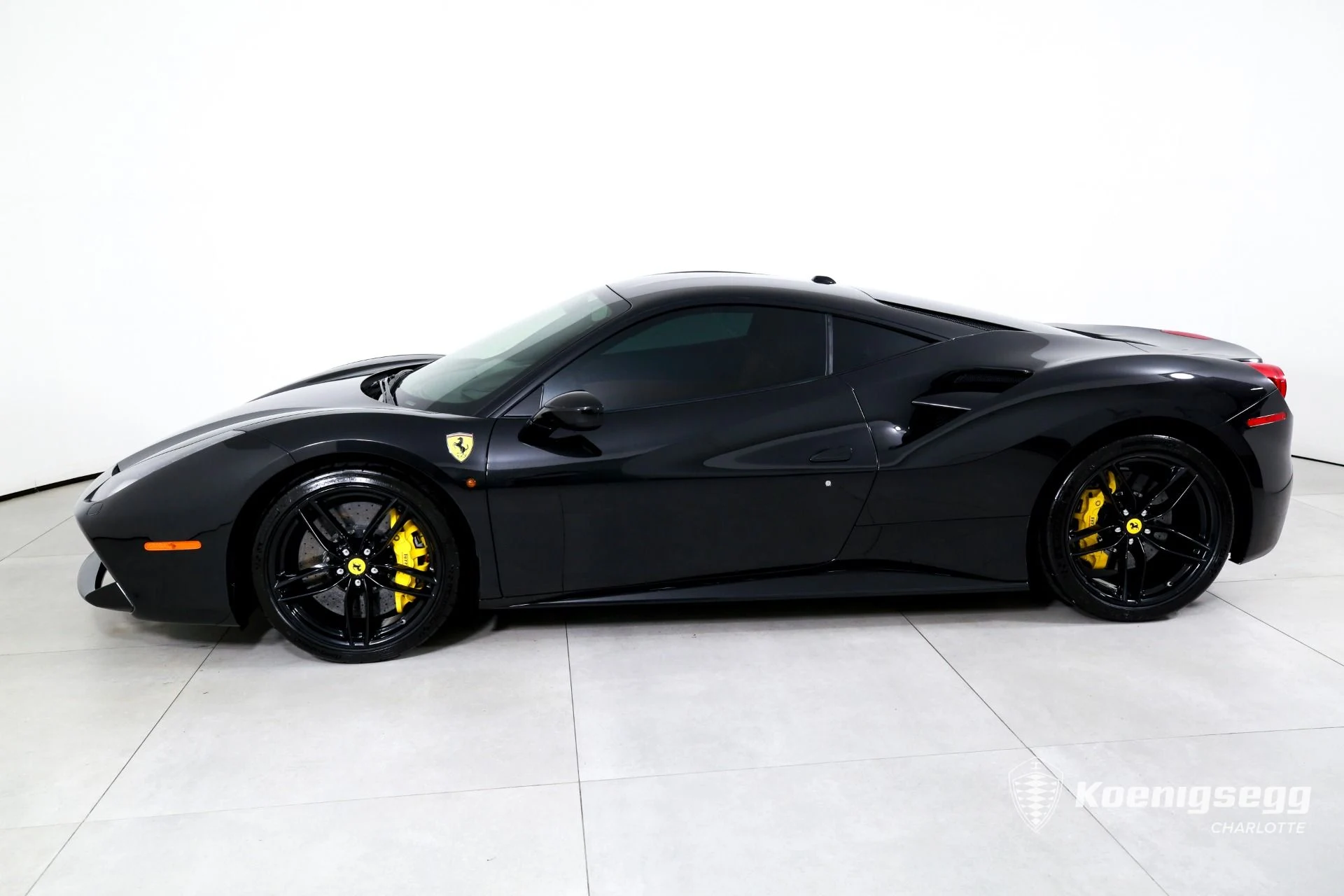 mph004_1384142197_Used_2018_Ferrari_488_GTB_1782503374_1edd131a97