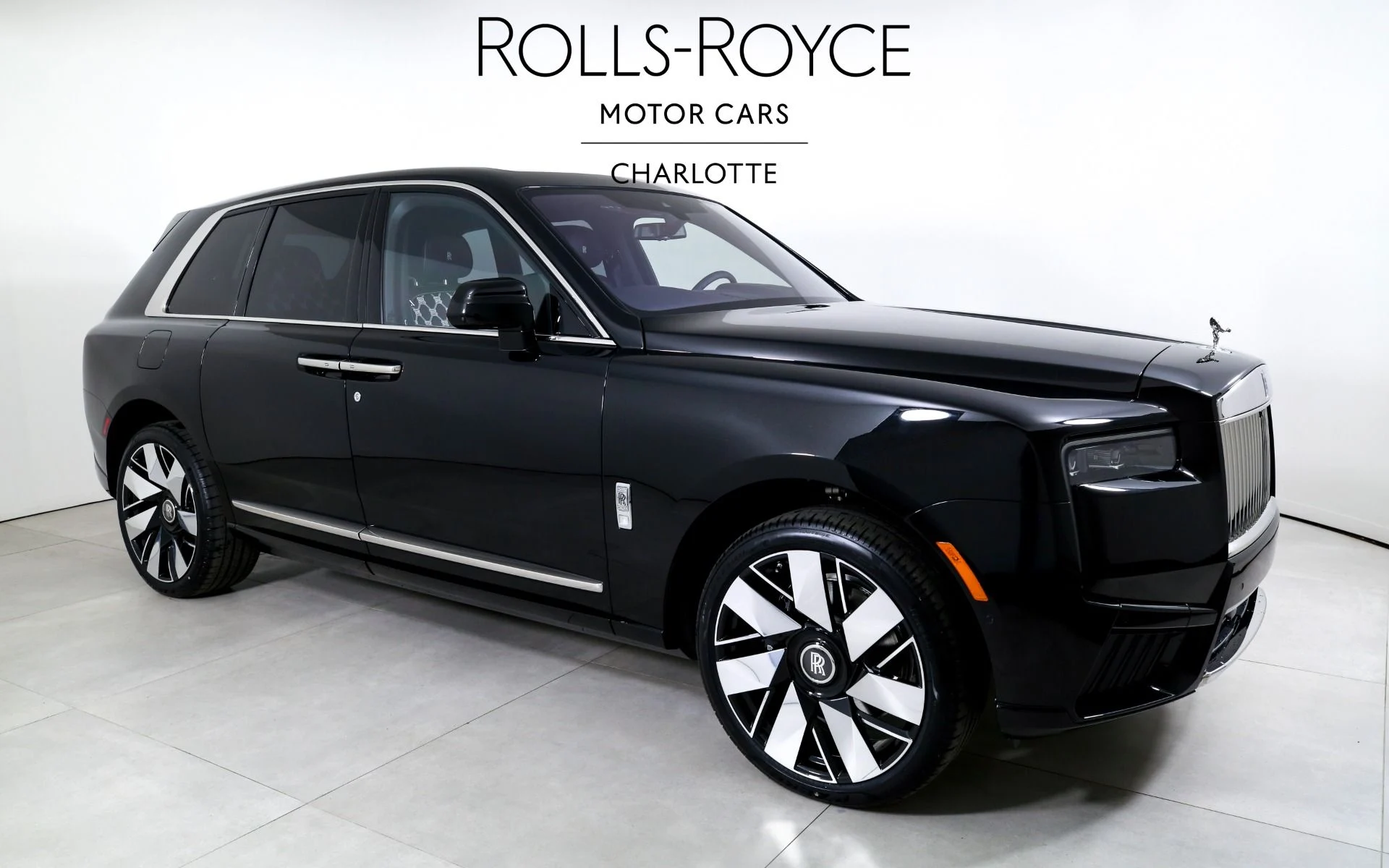 mph004_1387852038_Used_2026_Rolls_Royce_Cullinan_1765392948_35364edada