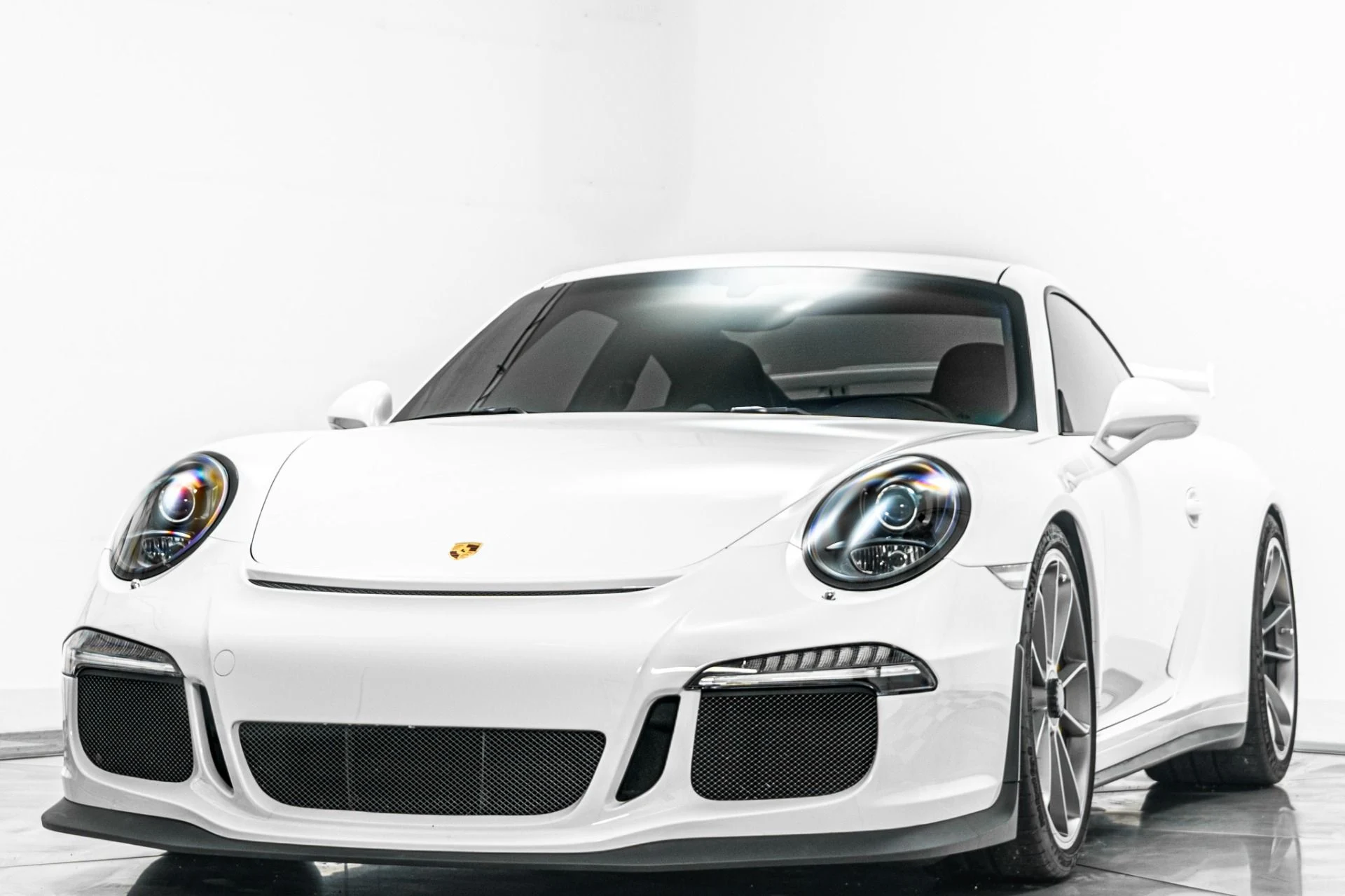 mph004_1388326572_Used_2014_Porsche_911_GT_3_Sport_Chrono_Carbon_Ceramic_Brakes_1784661945_bb248753b3