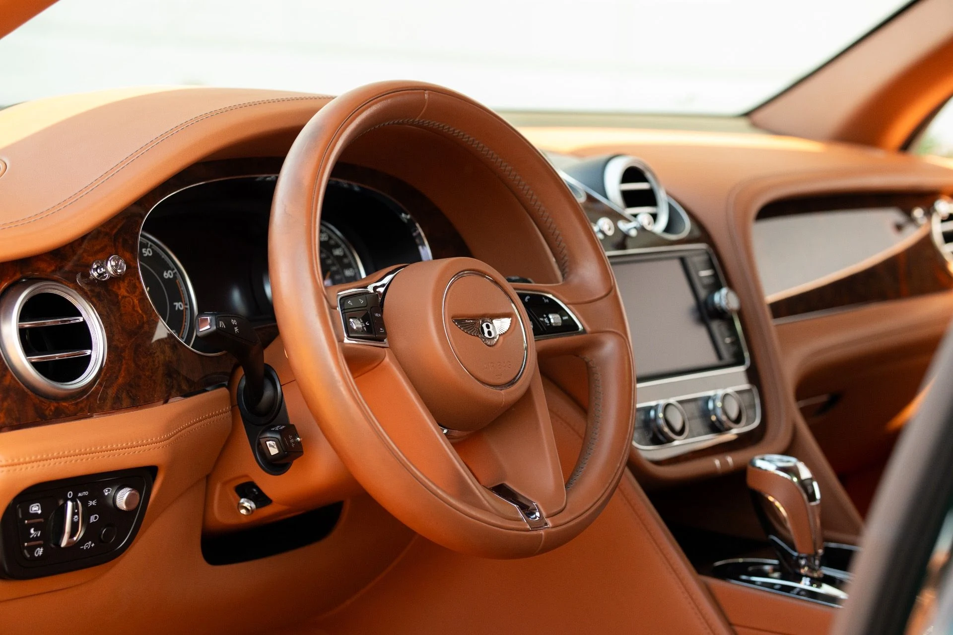 mph004_1406156103_Used_2017_Bentley_Bentayga_W12_First_Edition_1762986986_690c652efa