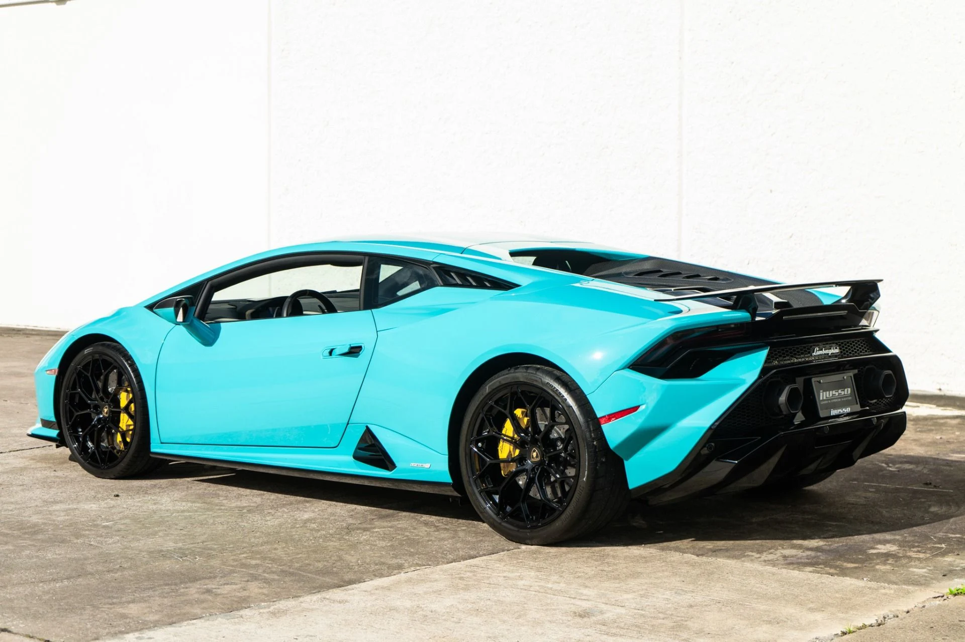 mph004_1410191271_Used_2023_Lamborghini_Huracan_Tecnica_1779493730_fbdead4a94