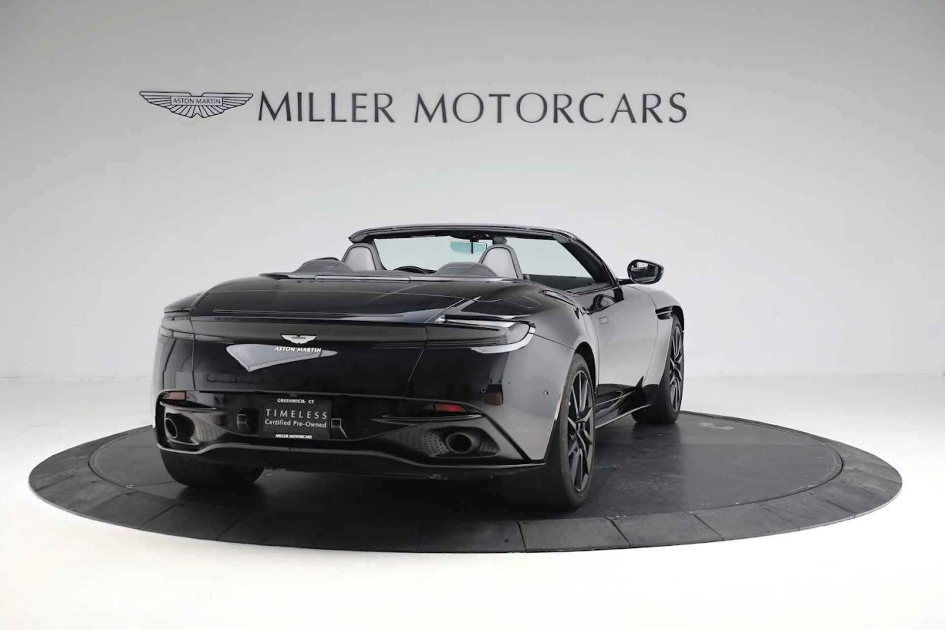 mph004_1412626693_Used_2019_Aston_Martin_DB_11_Volante_2a2761d59f