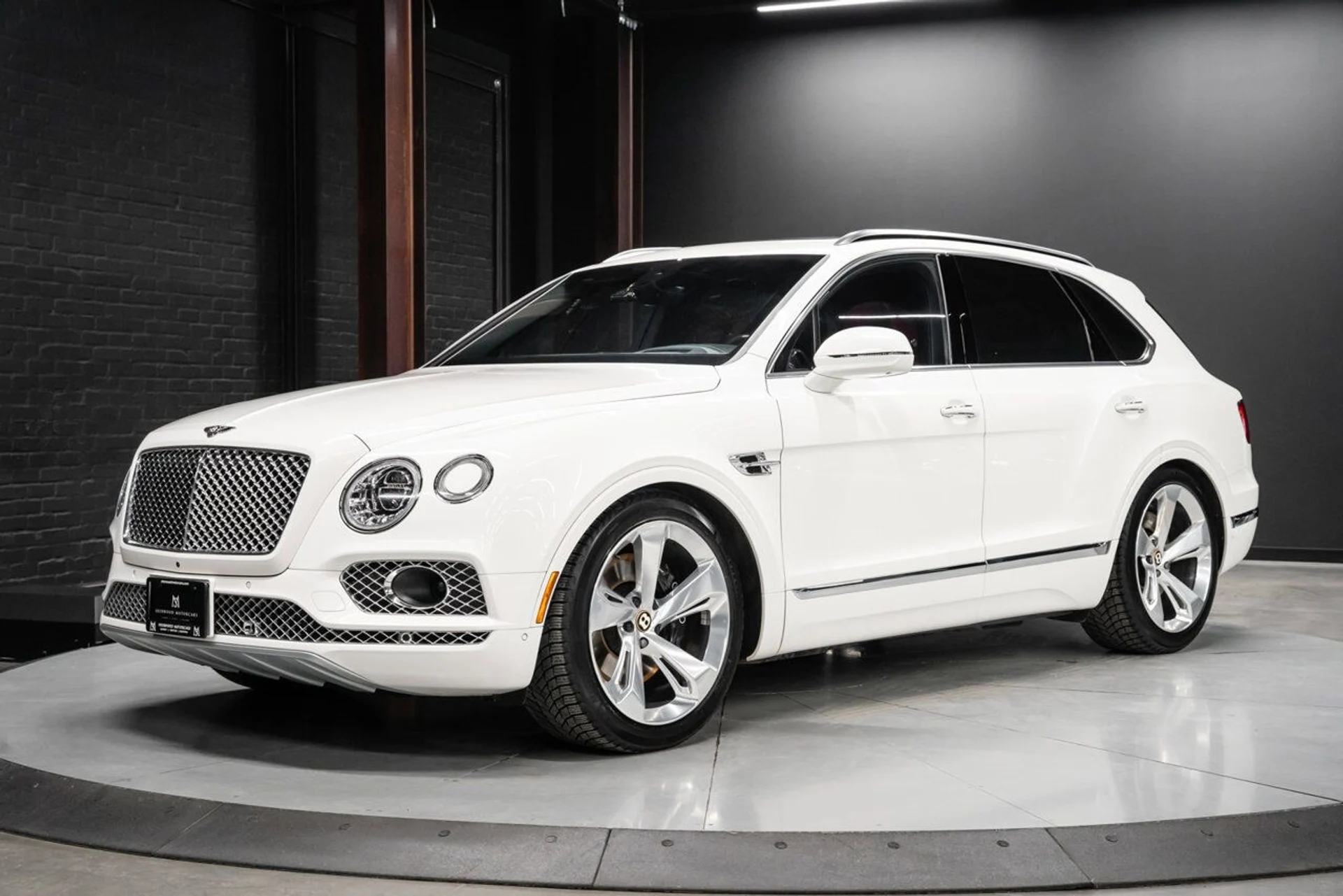 mph004_1418380917_bentley_bentayga_2019_dd9e8ae495