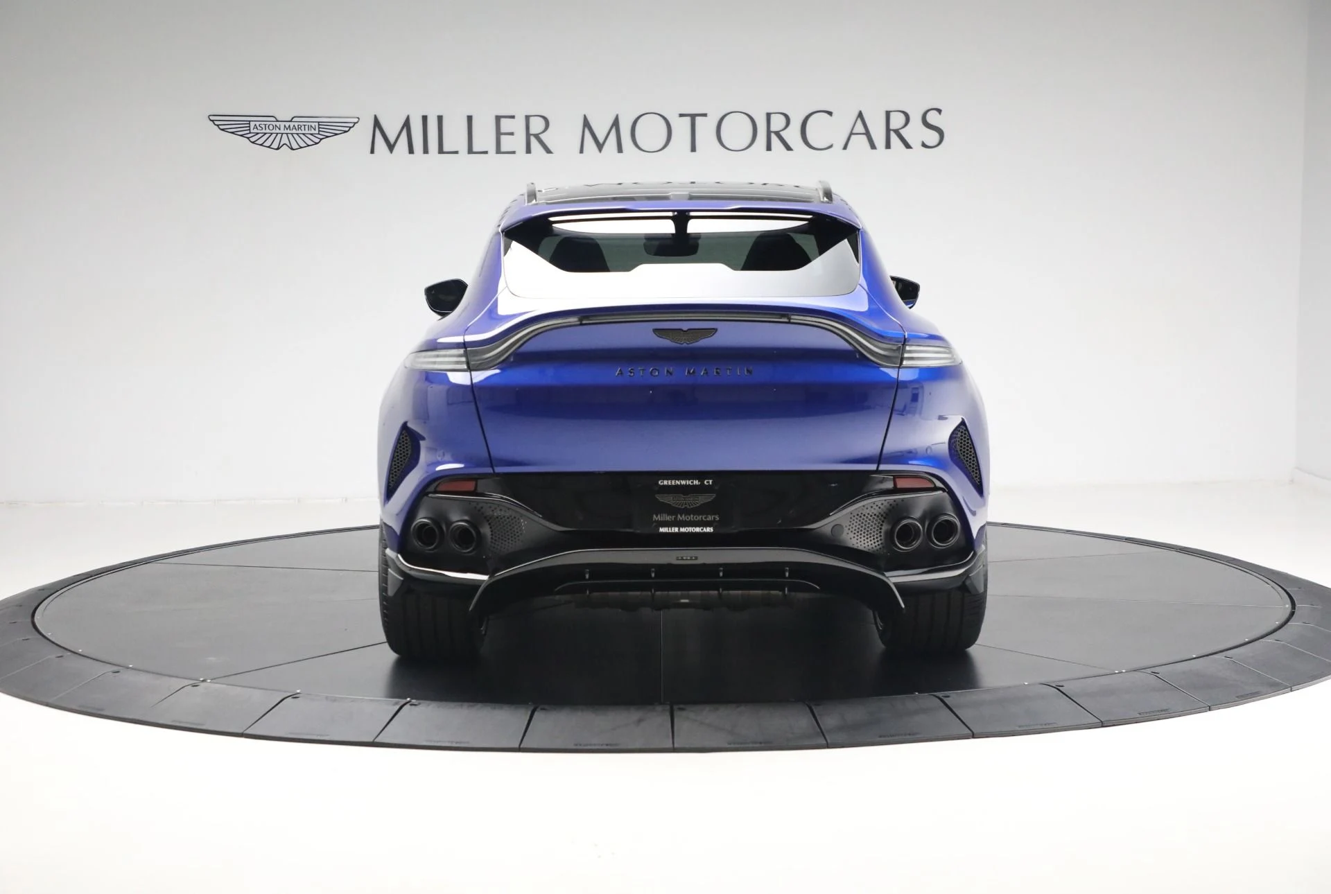 mph004_1419007682_New_2025_Aston_Martin_DBX_707_707_15e6cebc7f