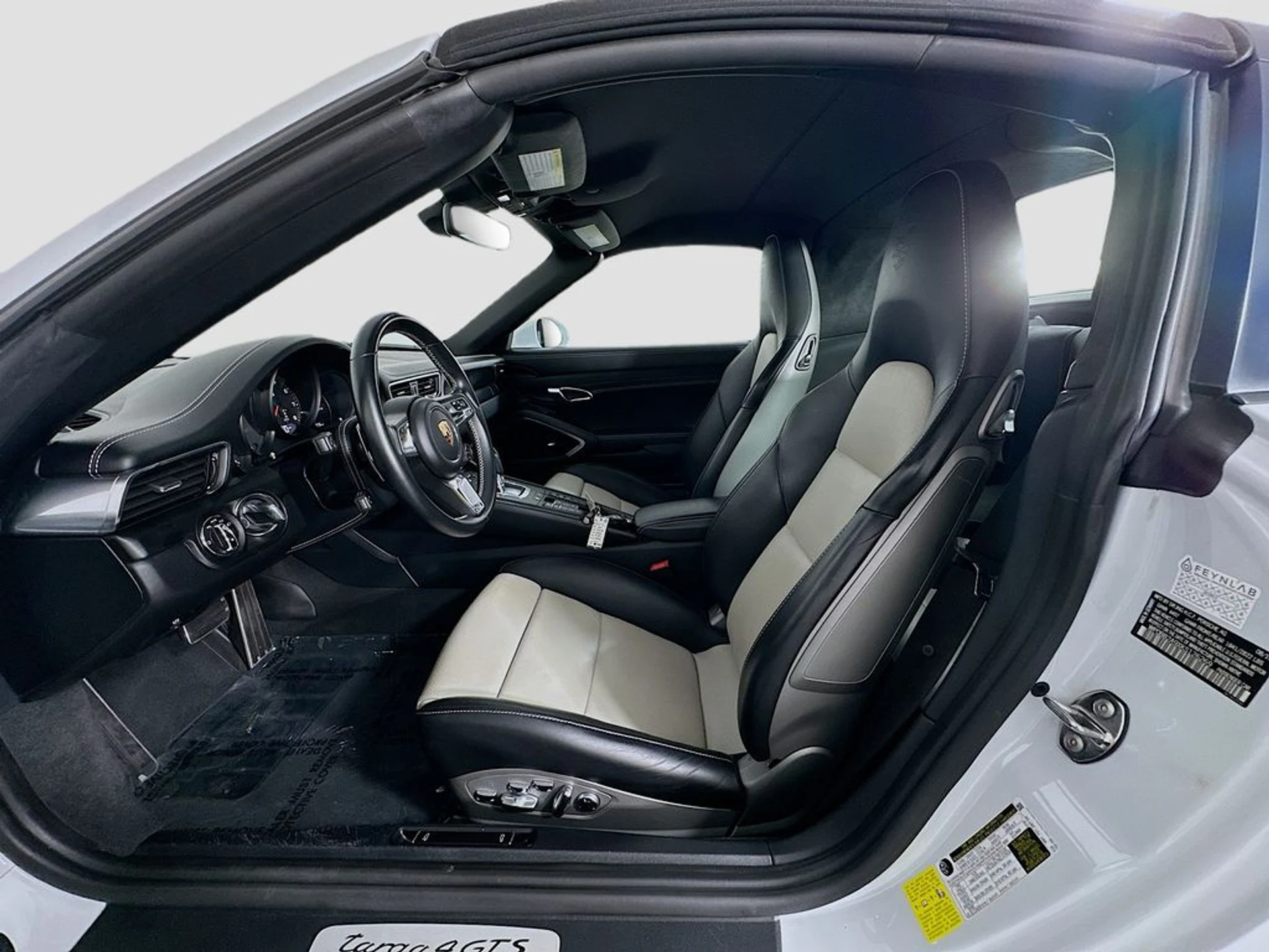 mph004_1426437088_f6ee9dc9410b45395d067417edf60114x_977f13cd47