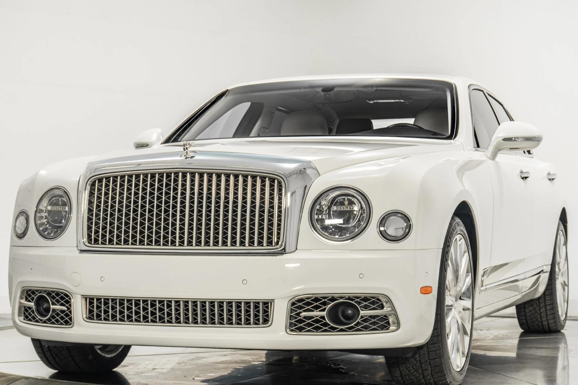 mph004_1454348010_Used_2020_Bentley_Mulsanne_1761600873_f5ccc5e697