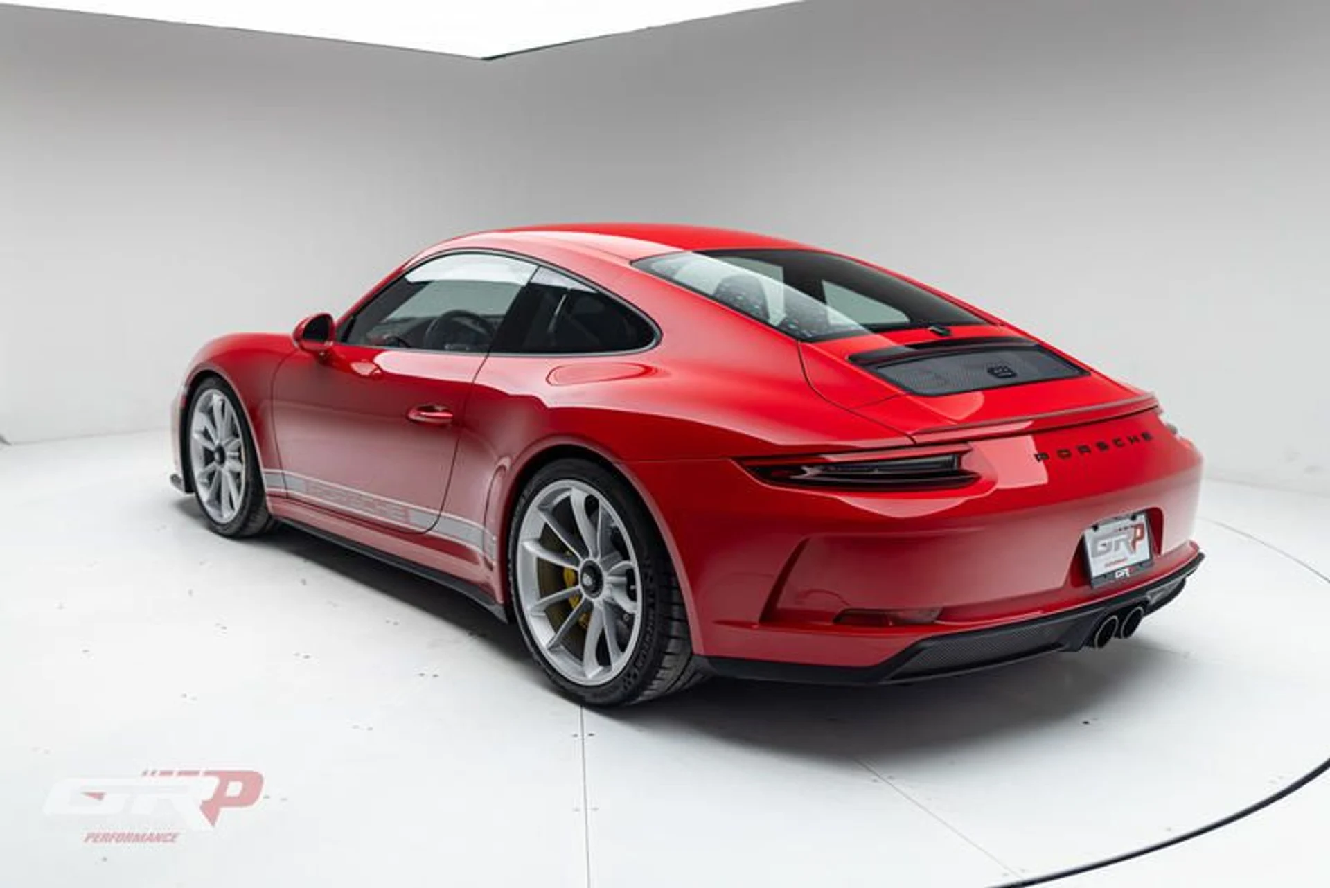 mph004_146885767_93_A07_FC_5_3196_458_A_8482_27_B86_C9_F9_D25_0e98c80ee1