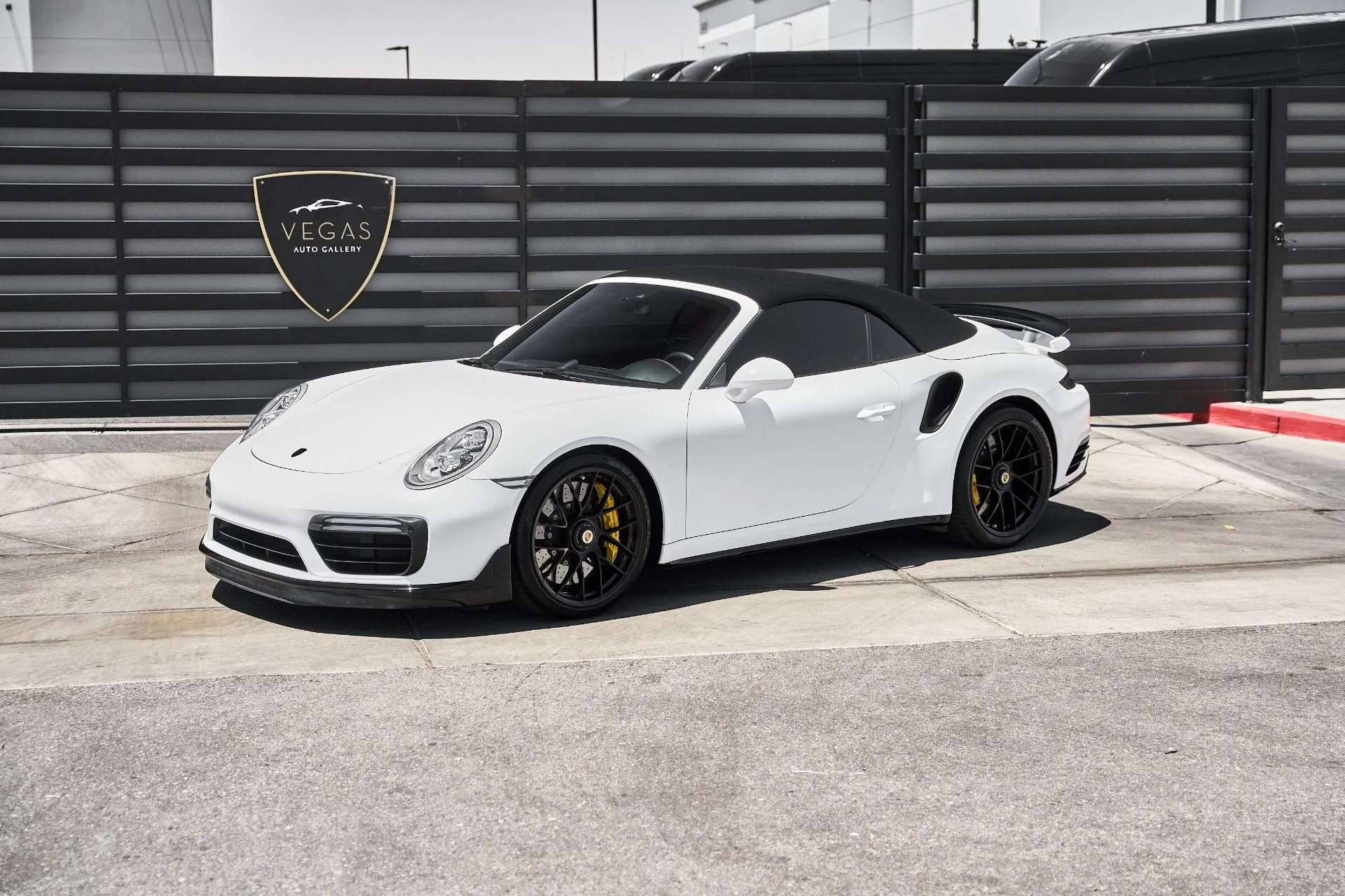 mph004_1475731735_Used_2019_Porsche_911_Turbo_S_1781225389_c8b64b46e3