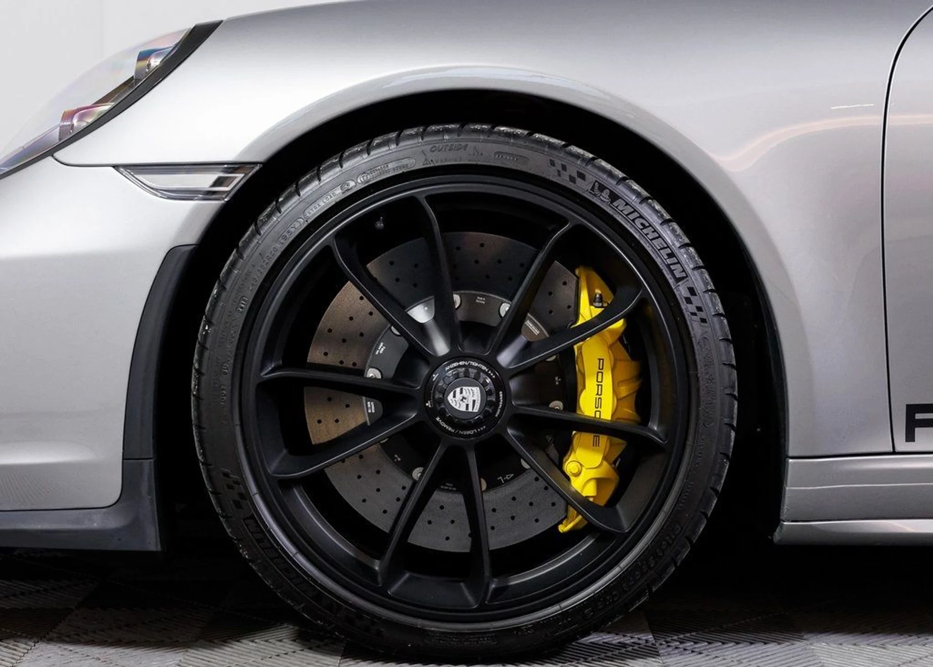 mph004_1477202932_e51e736dd90cc009d4b9a433193fcfbe_112cf6c7b0