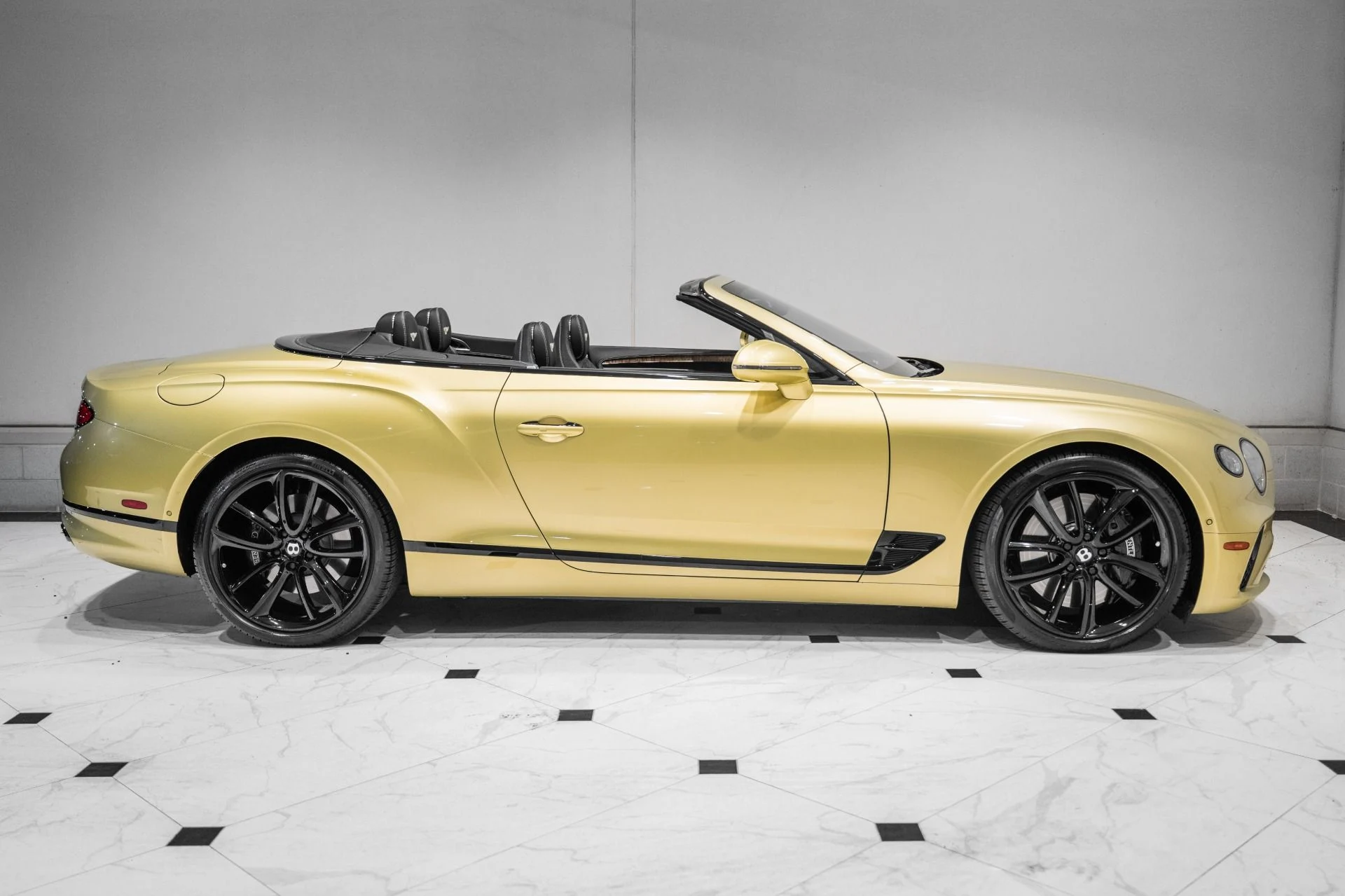 mph004_1479161139_Used_2022_Bentley_Continental_GTC_1776402771_1d5e6fbc0a