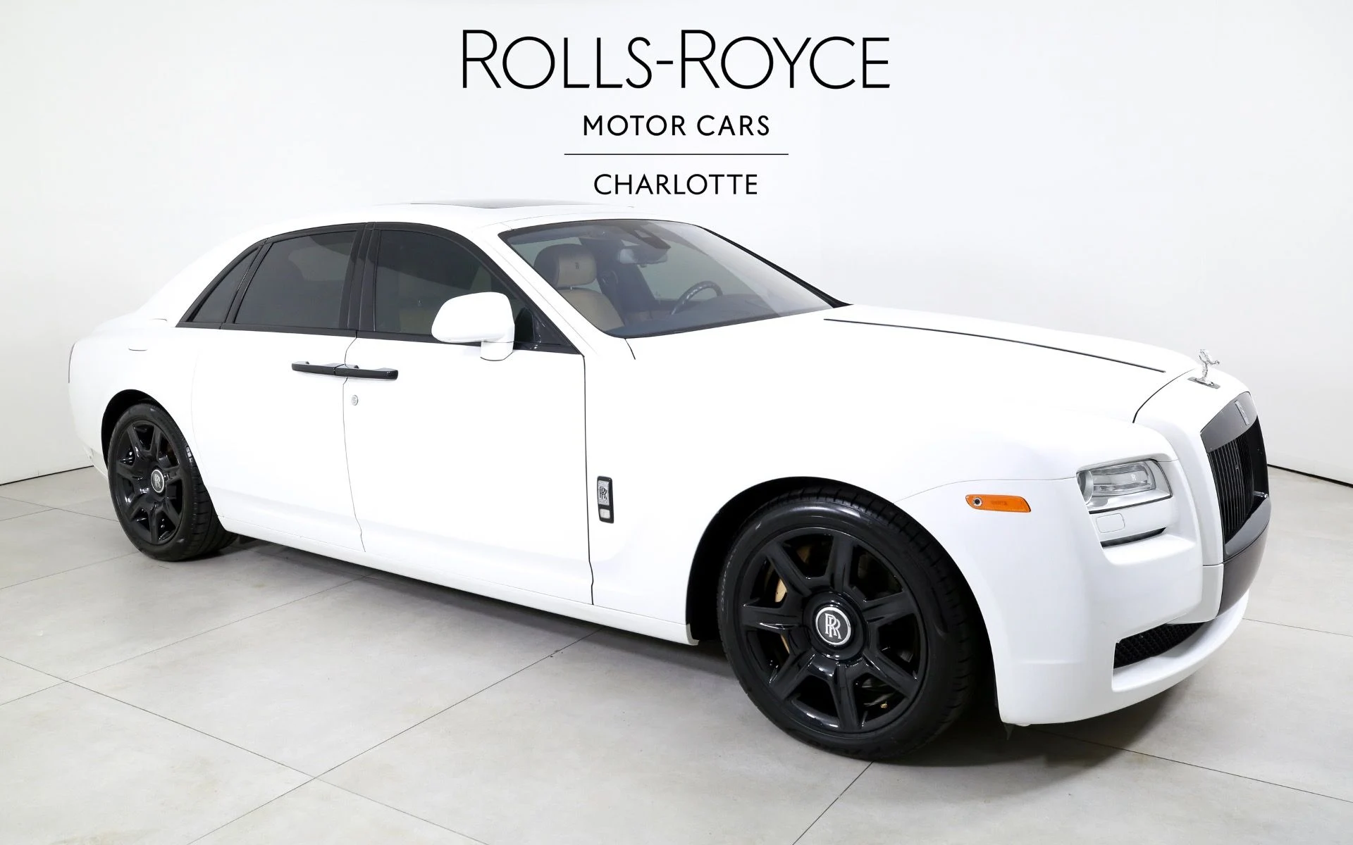 mph004_1480286989_Used_2014_Rolls_Royce_Ghost_1757714696_72c21b09df
