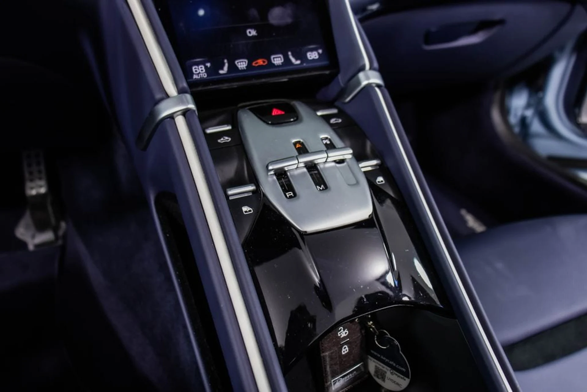 mph004_148850002_b4a56f725a46ac33973817019a96dceex_aca945f619