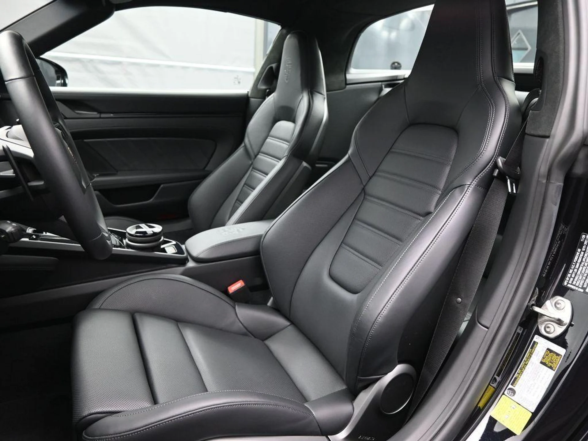 mph004_1491332202_oe07kj5_c_D2_OGD_25n5yc_VYX_Mq_GI_f52ef54407