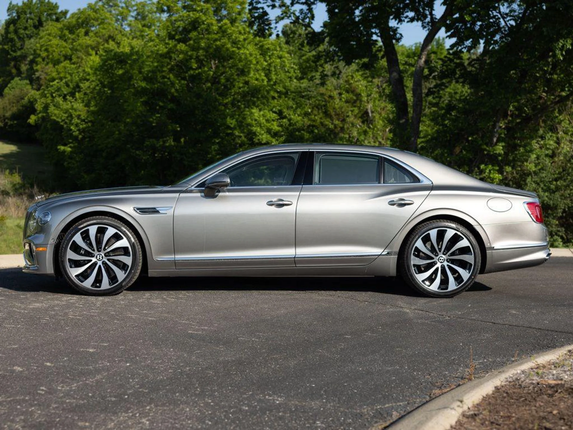 mph004_1492374260_514426019_69ea40e1a250cd82d00a2424_4d0ec580f3