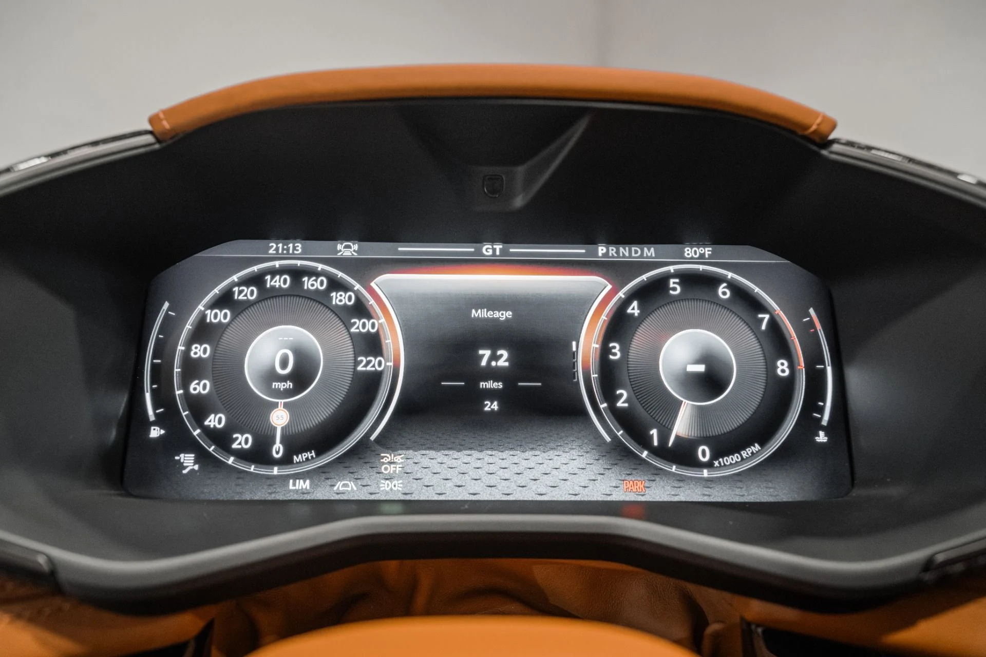 mph004_1493489114_New_2026_Aston_Martin_DBX_S_1780937216_7c51172911