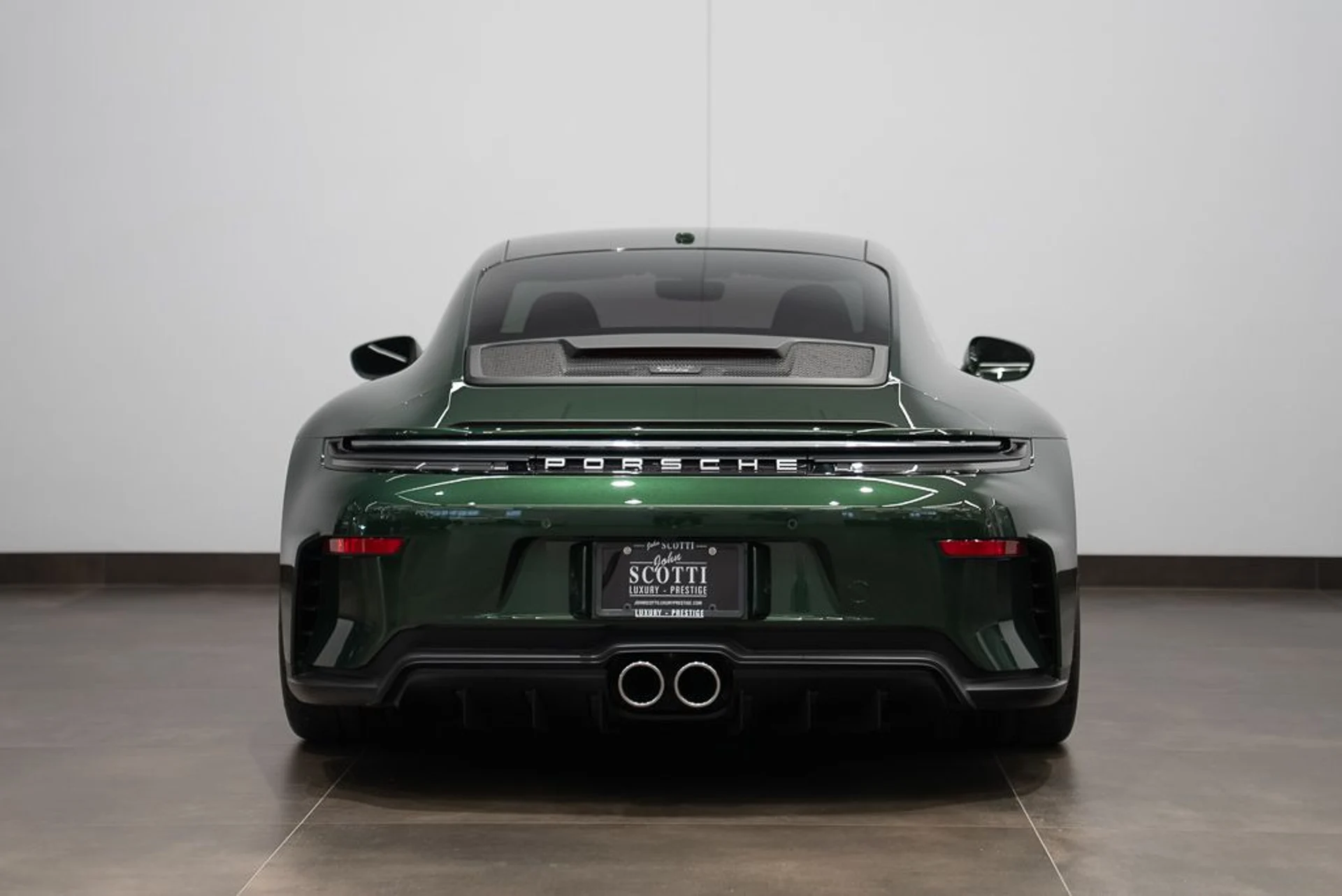 mph004_1499883941_porsche_911_2026_00909a8be0