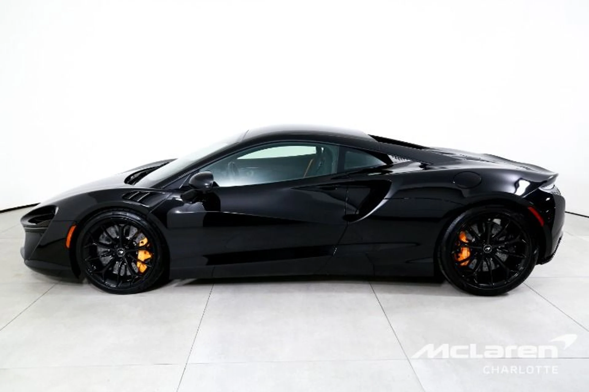 mph004_1501039944_Used_2023_Mc_Laren_Artura_1d91942632