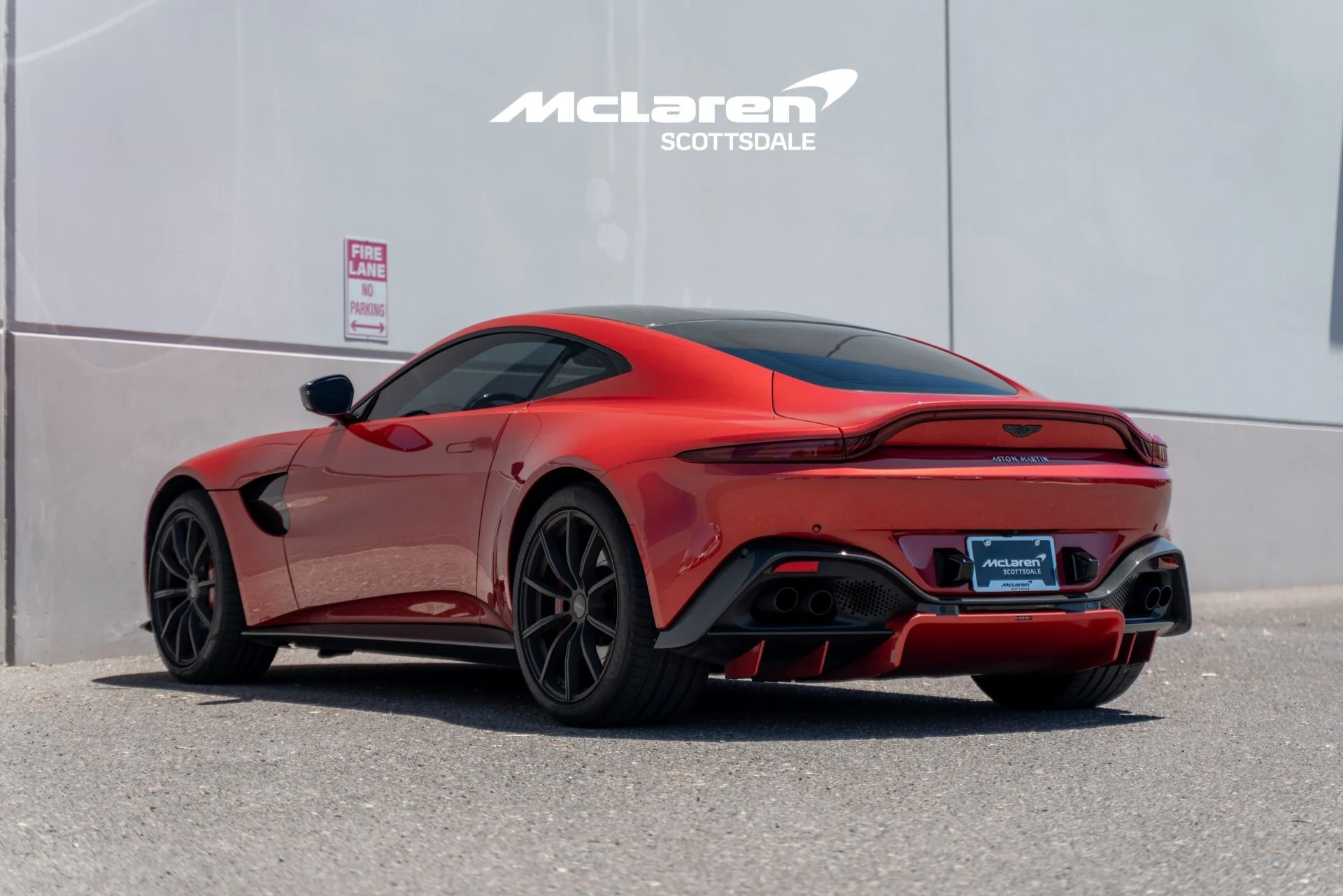 mph004_15078661_Used_2019_ASTON_MARTIN_VANTAGE_1784912742_0fb56287b9