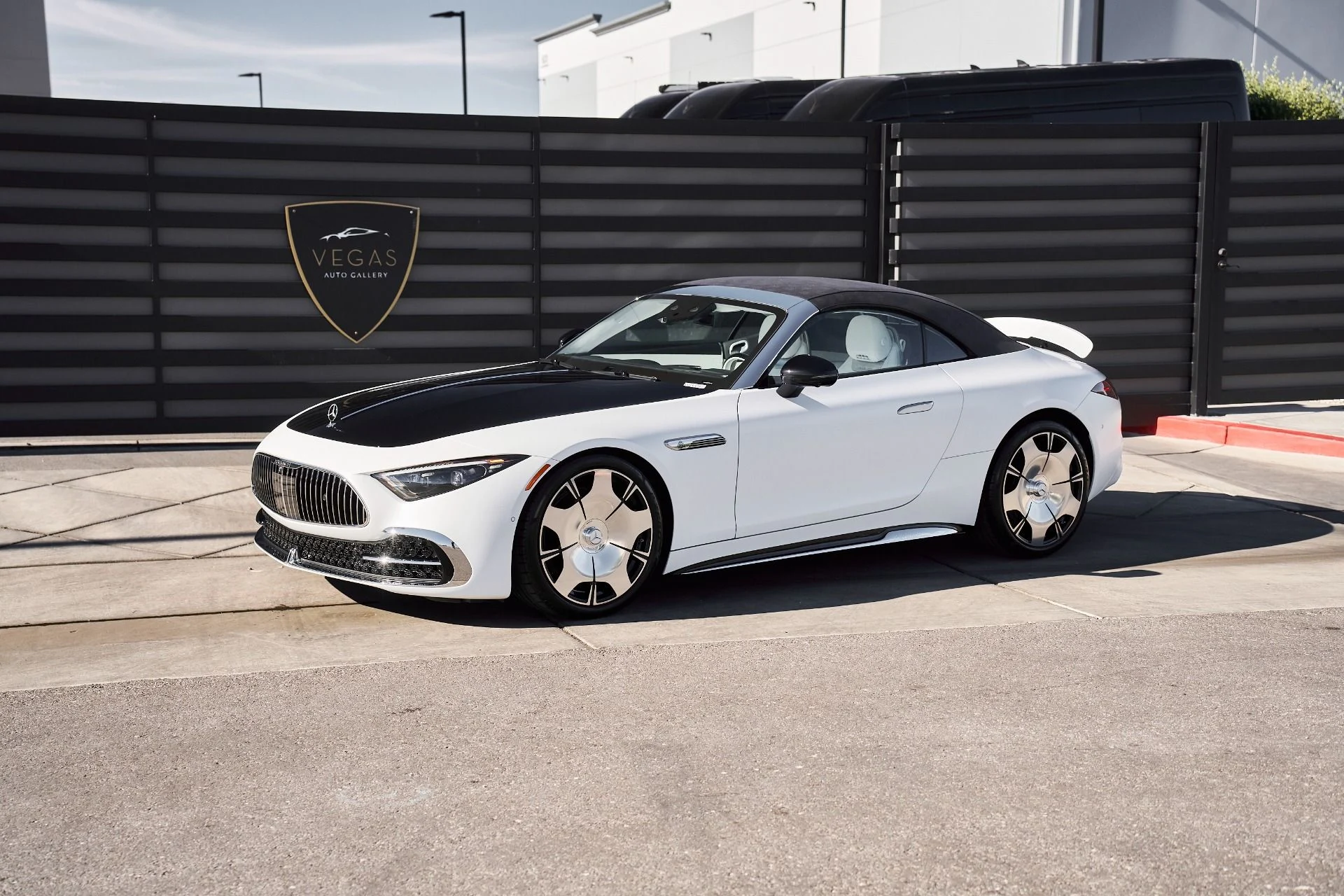 mph004_1511593601_Used_2026_Mercedes_Benz_SL_Class_Maybach_SL_680_1764902560_e2a060b704