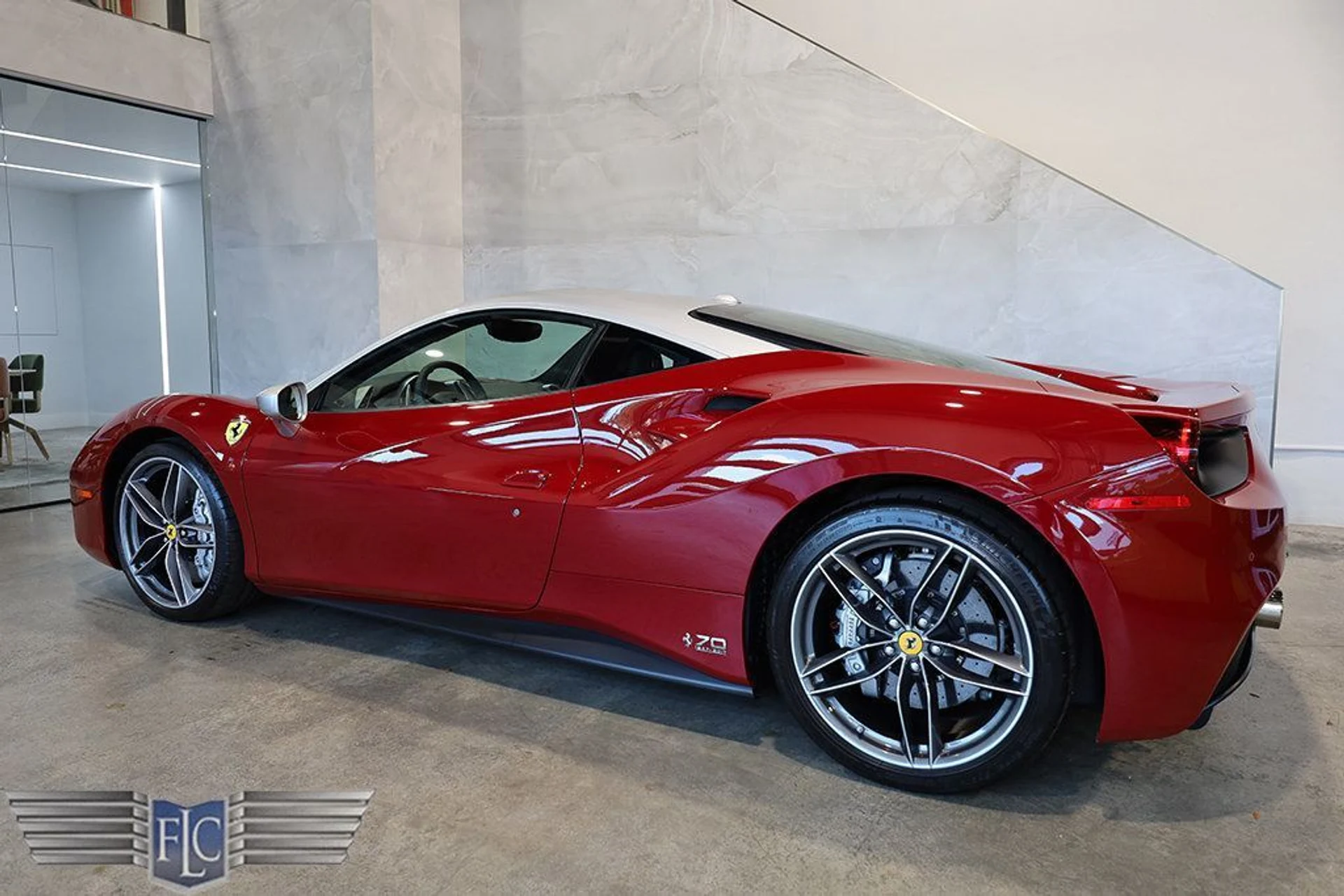 mph004_1514424994_used_2018_ferrari_488_gtb_488gtb70thanniversary_9689_22986493_5_1024_3e1e9ebb6d