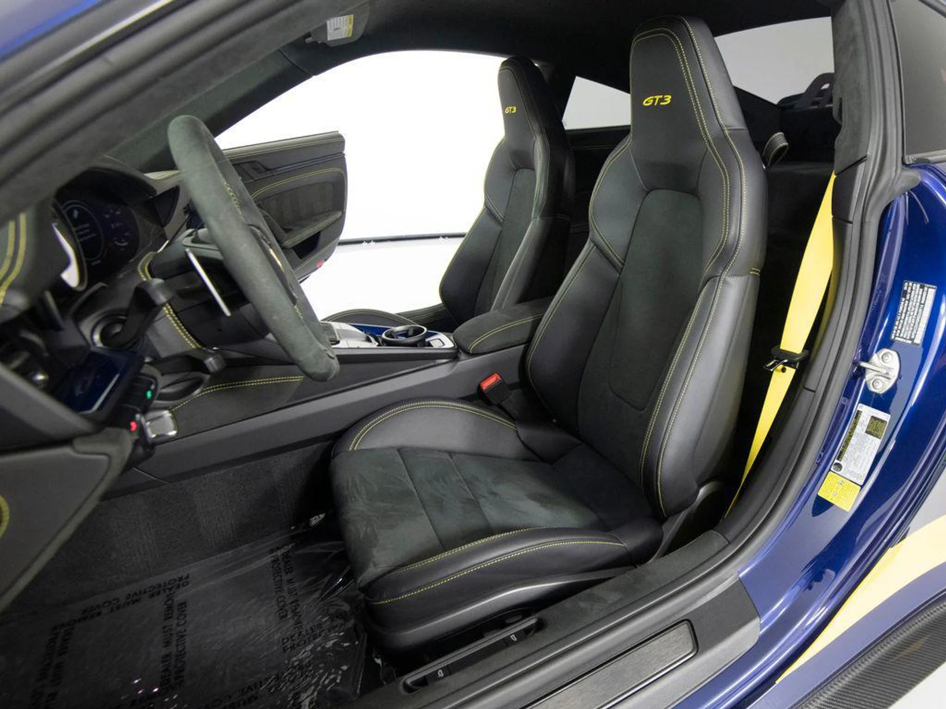 mph004_151926623_q_Lh_HX_ai8_W8_iq_CP_Jm9f_X_Gv_Mo3_U_3ee9085b24