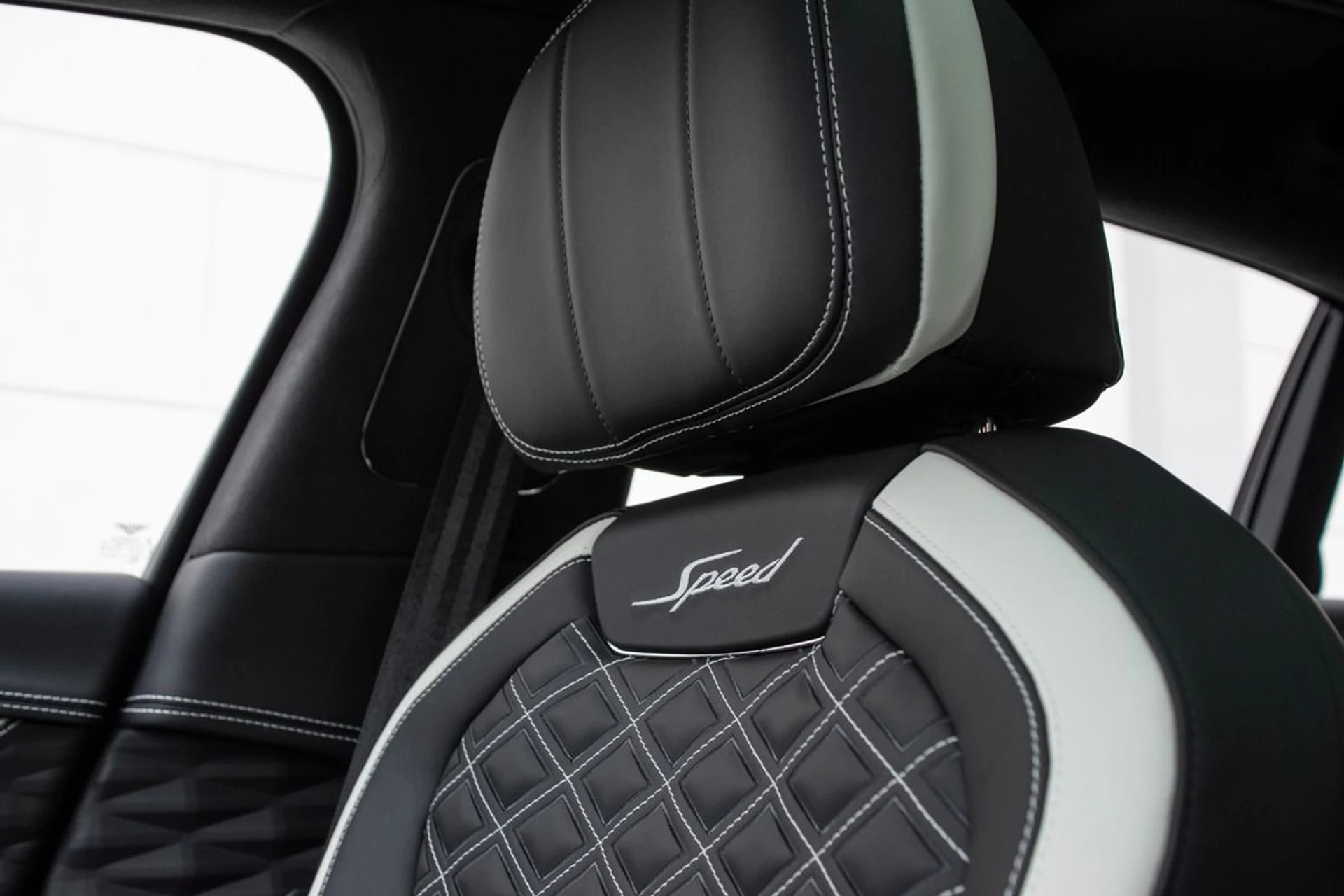 mph004_1523305746_Used_2024_Bentley_Flying_Spur_Speed_1712782196_a8e9ad61c5