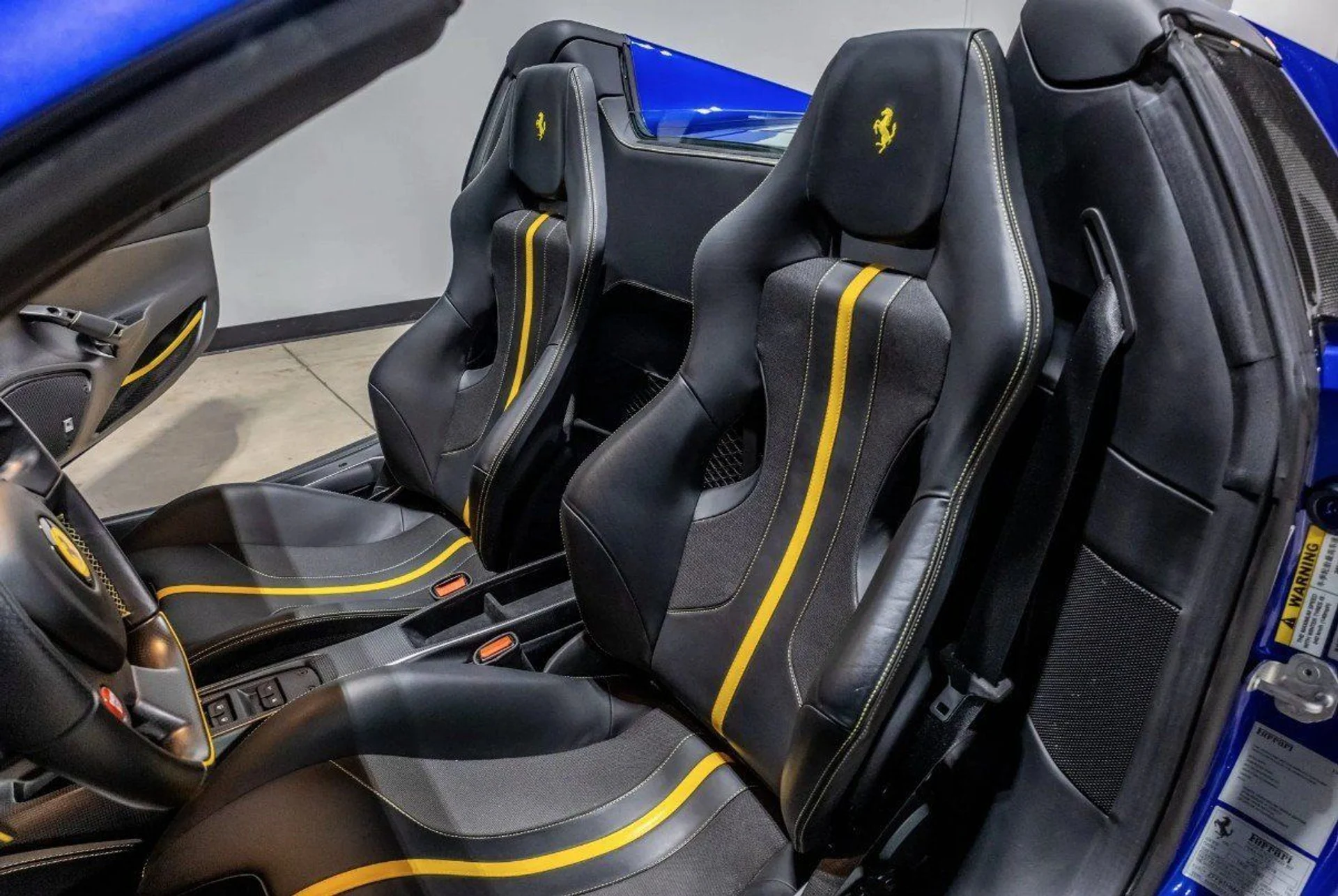 mph004_152363062_f20ff95390aab819824782614abdd4d7x_6adb19d5df