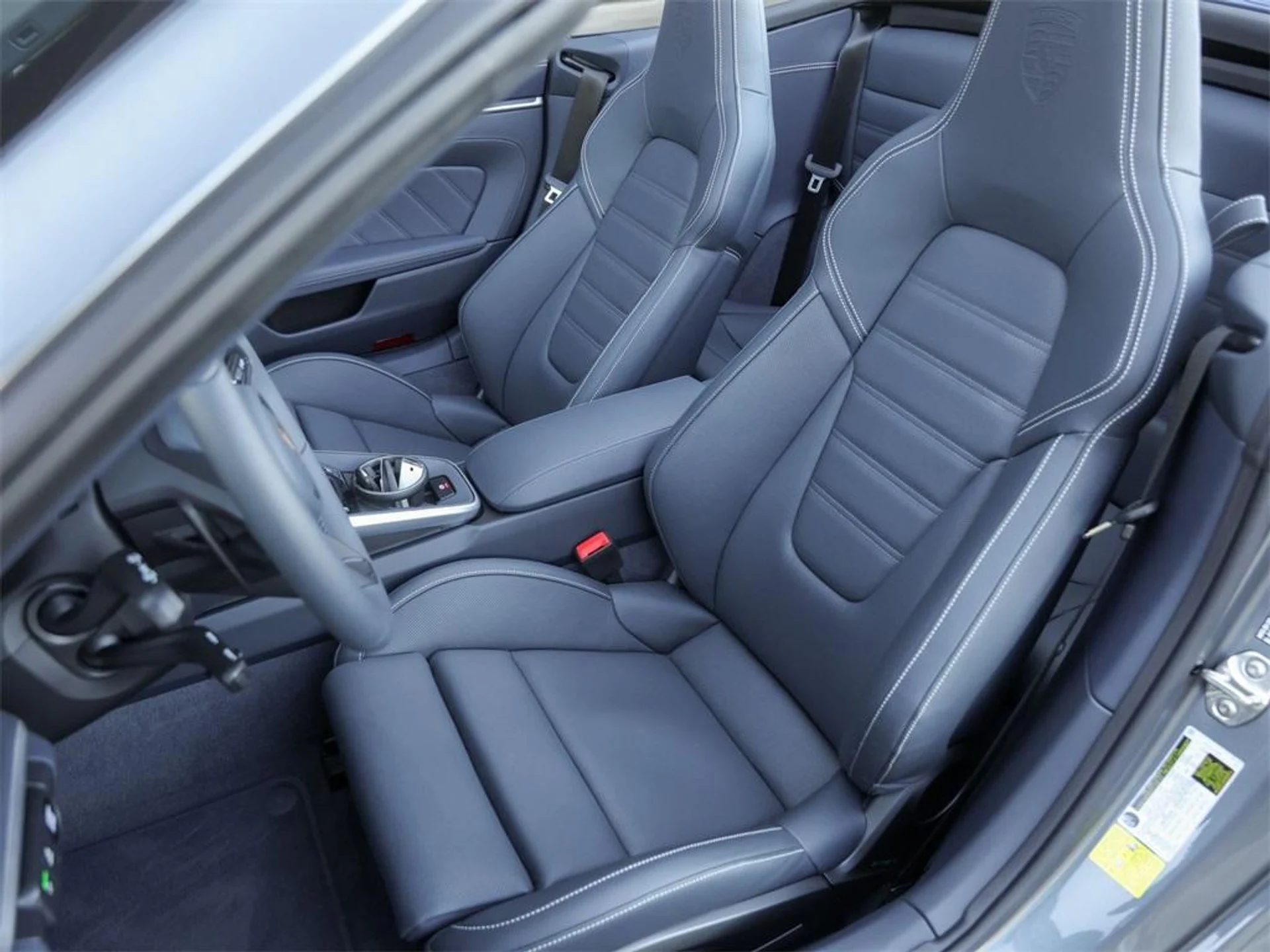 mph004_1524175970_Ziiyb6w_Oap4p_W4_RO_5_V05_HB_Mwn88_3d37a1b8e4