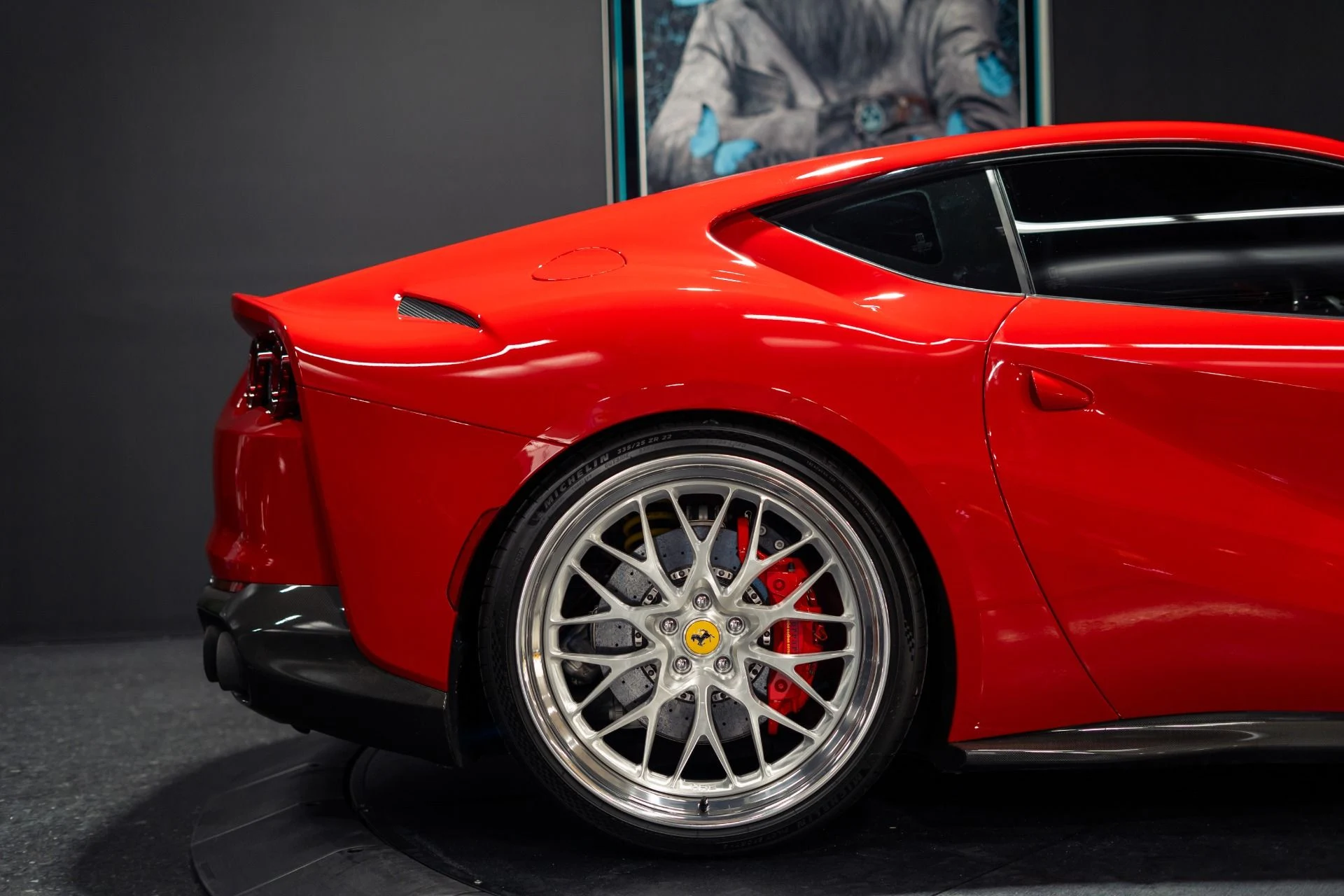 mph004_1538868667_Used_2019_Ferrari_812_Superfast_MASSIVE_485000_MSRP_1783528705_8424df27d0
