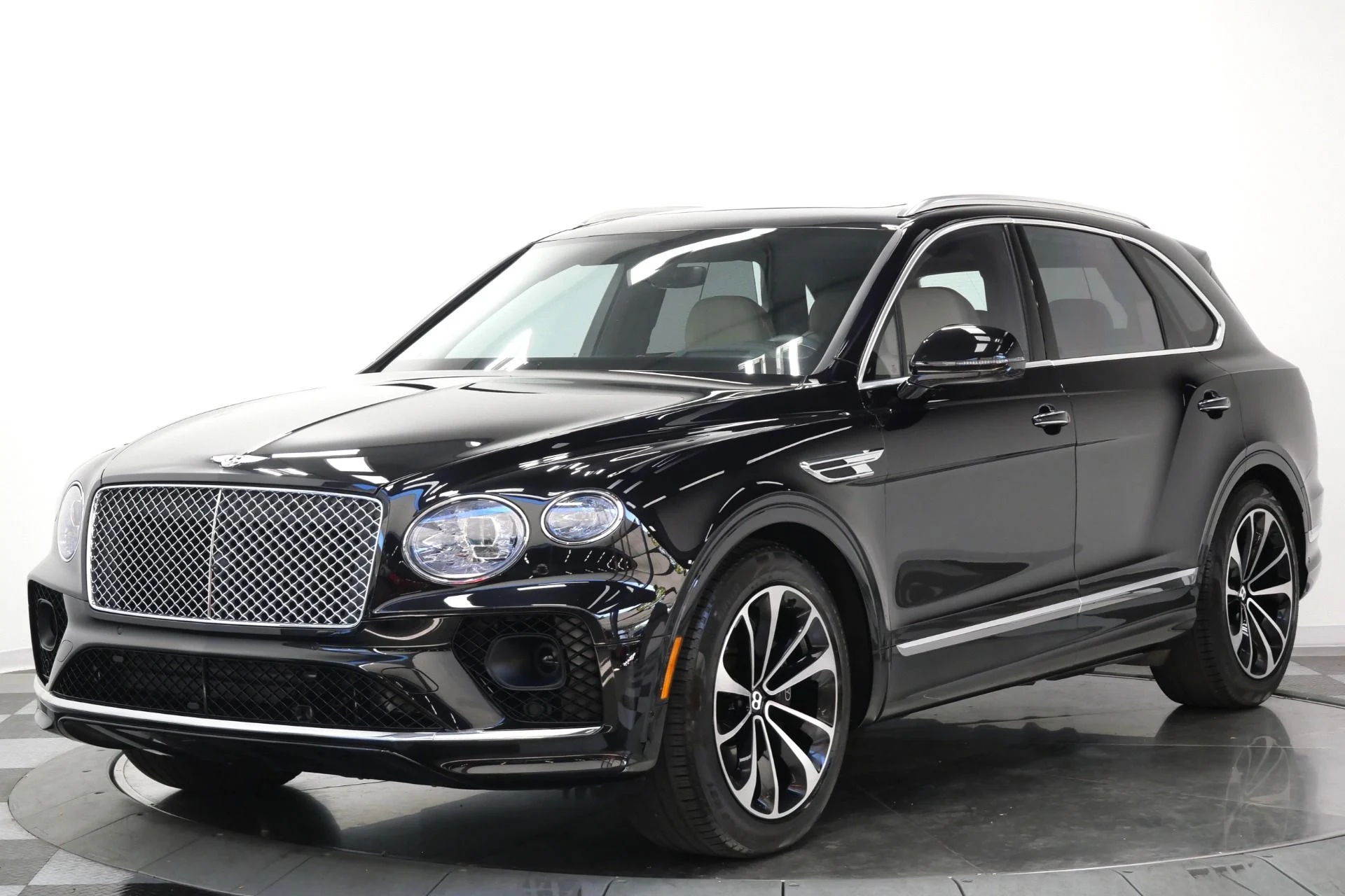 mph004_154161724_Used_2023_Bentley_Bentayga_V8_Touring_Specification_Front_Seat_Comfort_Specification_1783533314_acf451b116