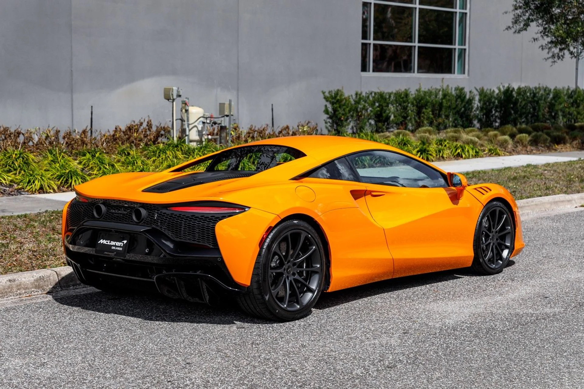 mph004_1555549079_656_p5_l_696ff130c5