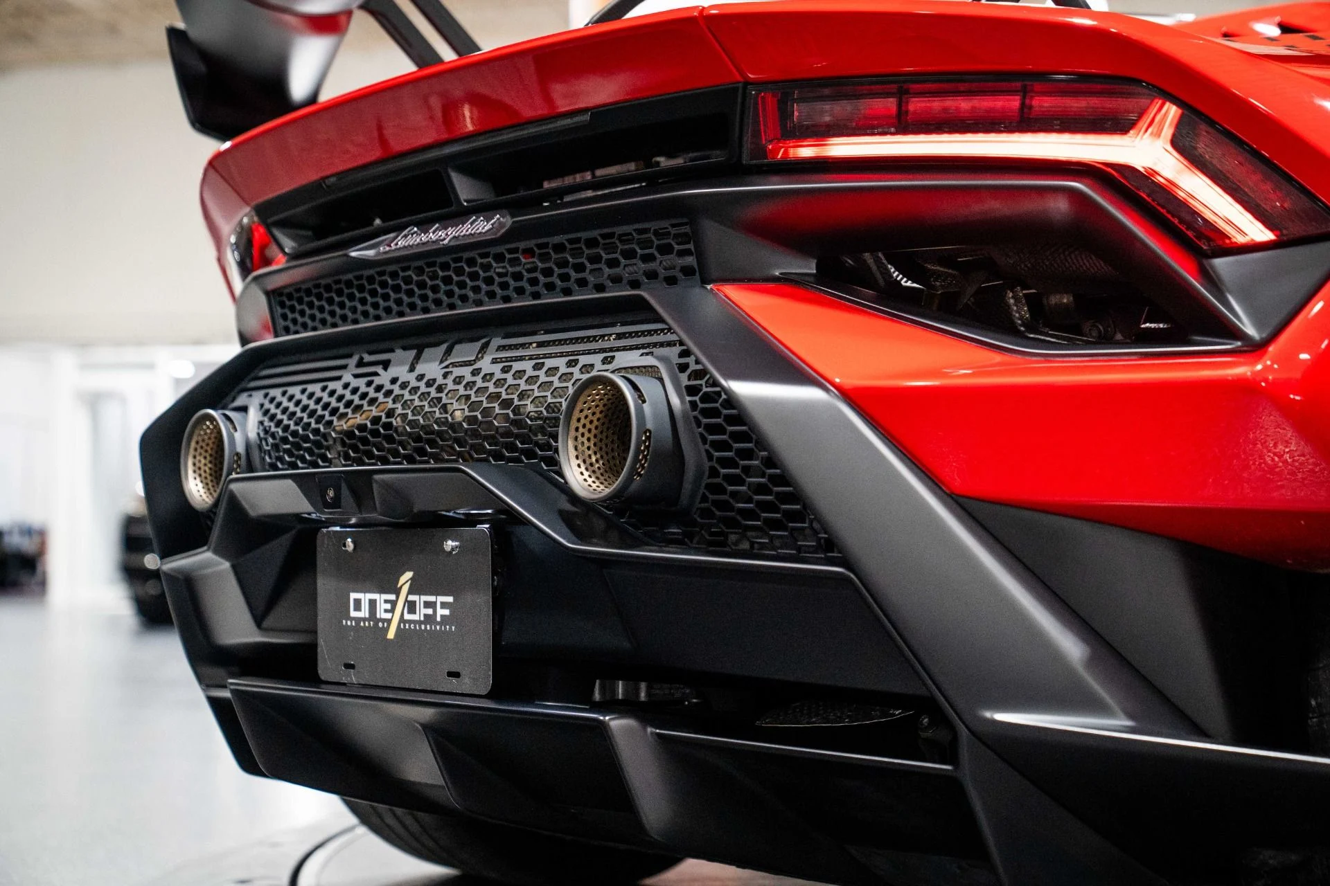 mph004_1560703200_Used_2022_Lamborghini_Huracan_STO_Ad_Personam_Paint_1767634338_37706d9e8a