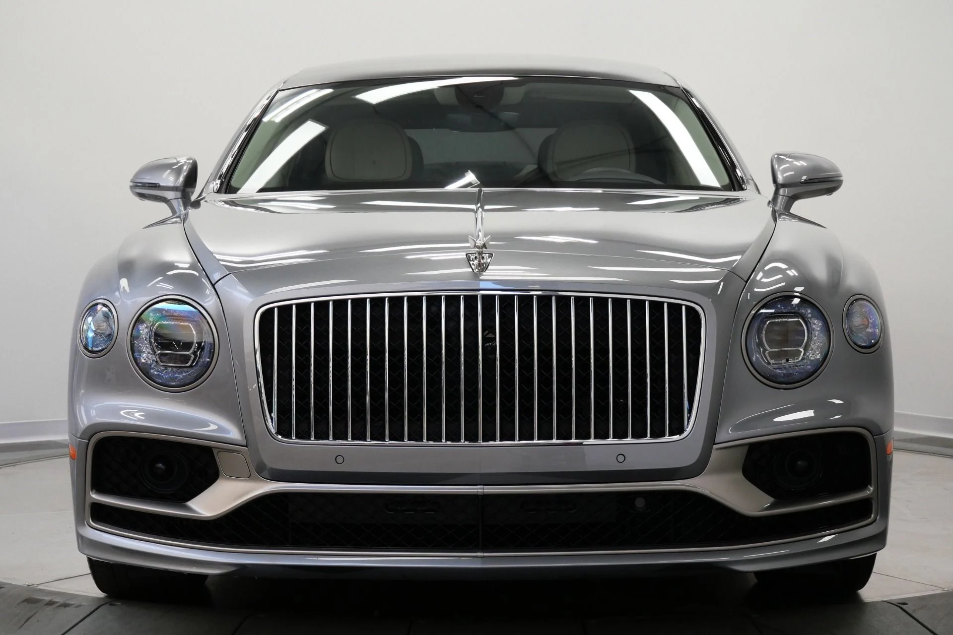 mph004_1568892900_Used_2022_Bentley_Flying_Spur_Hybrid_Odyssean_Edition_266_K_MSRP_Sustainable_Interior_Trim_1770409393_733a86e498