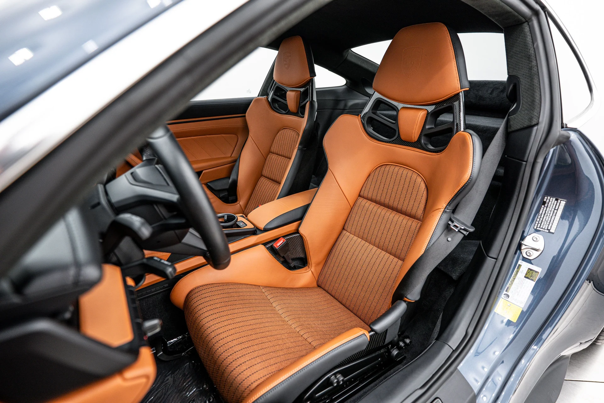 mph004_1573337421_e3dd32d0bbb124d145386d4cc7889958_39b49bd993