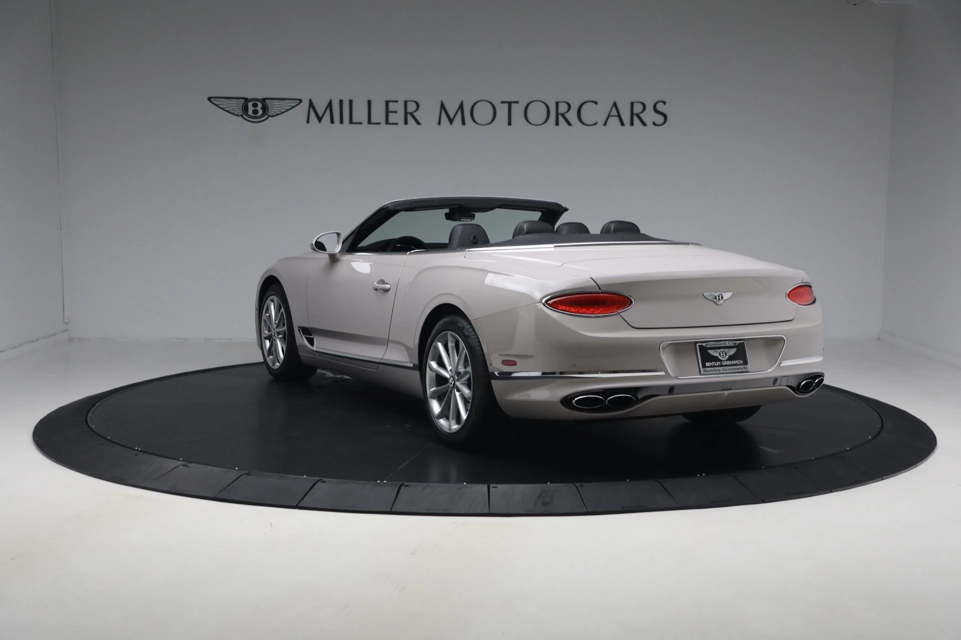 mph004_1573549733_Used_2020_Bentley_Continental_GTC_V8_1776967967_c346153be7