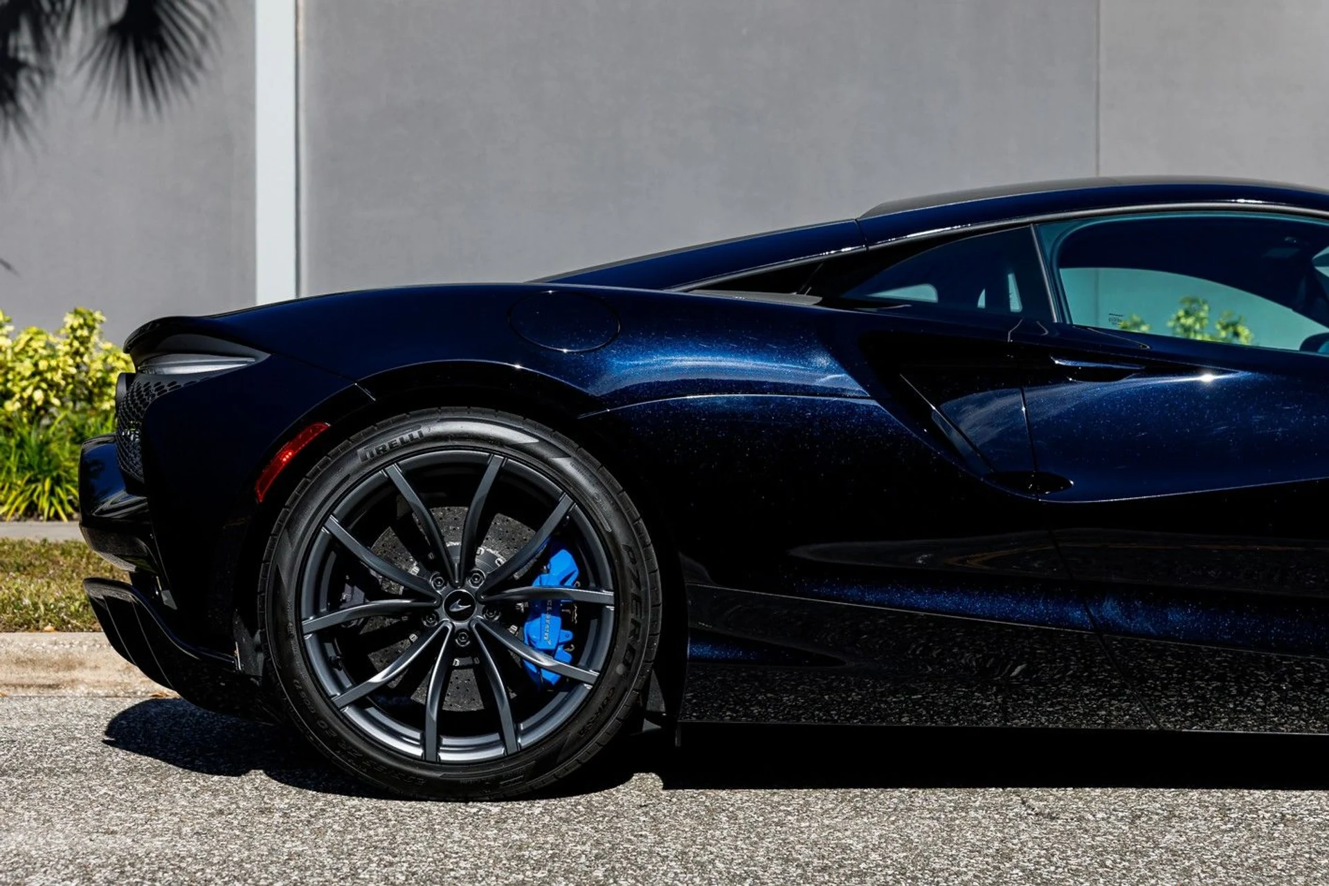 mph004_1575390743_396_p5_l_51ff53efb7