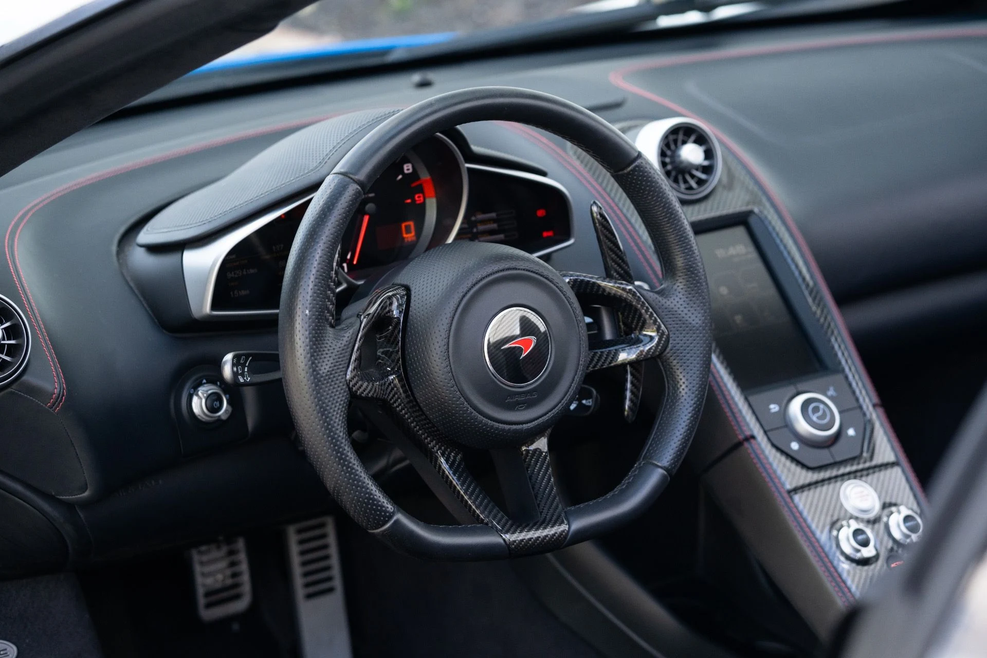 mph004_1577866134_Used_2013_Mc_Laren_MP_4_12_C_Spider_1779391397_57b08a66be