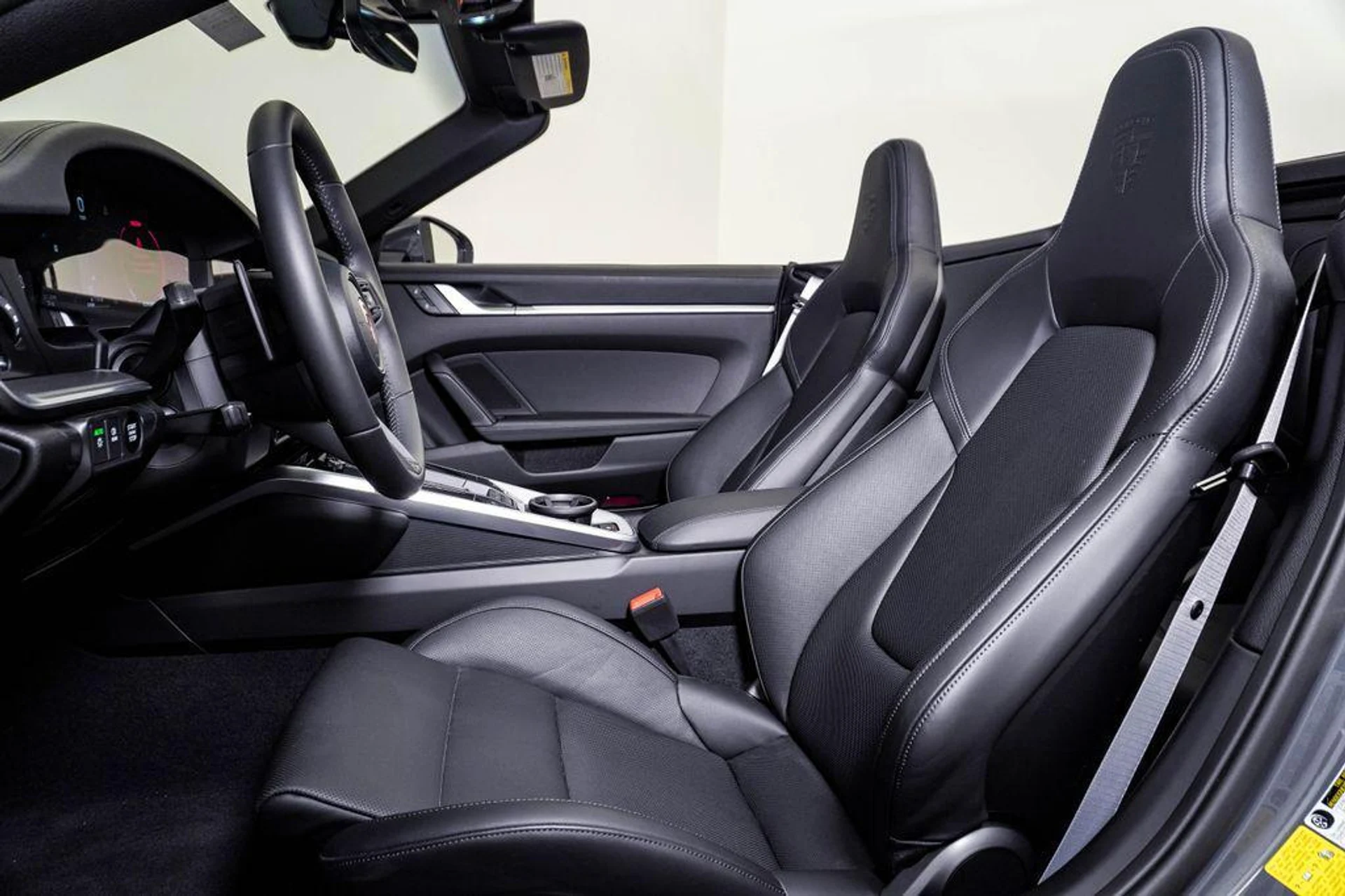 mph004_1583732167_e_Q4l_KH_Im5_F9_LK_Dfg_Ly_GZ_Nj_Foau_U_665b6c7e03