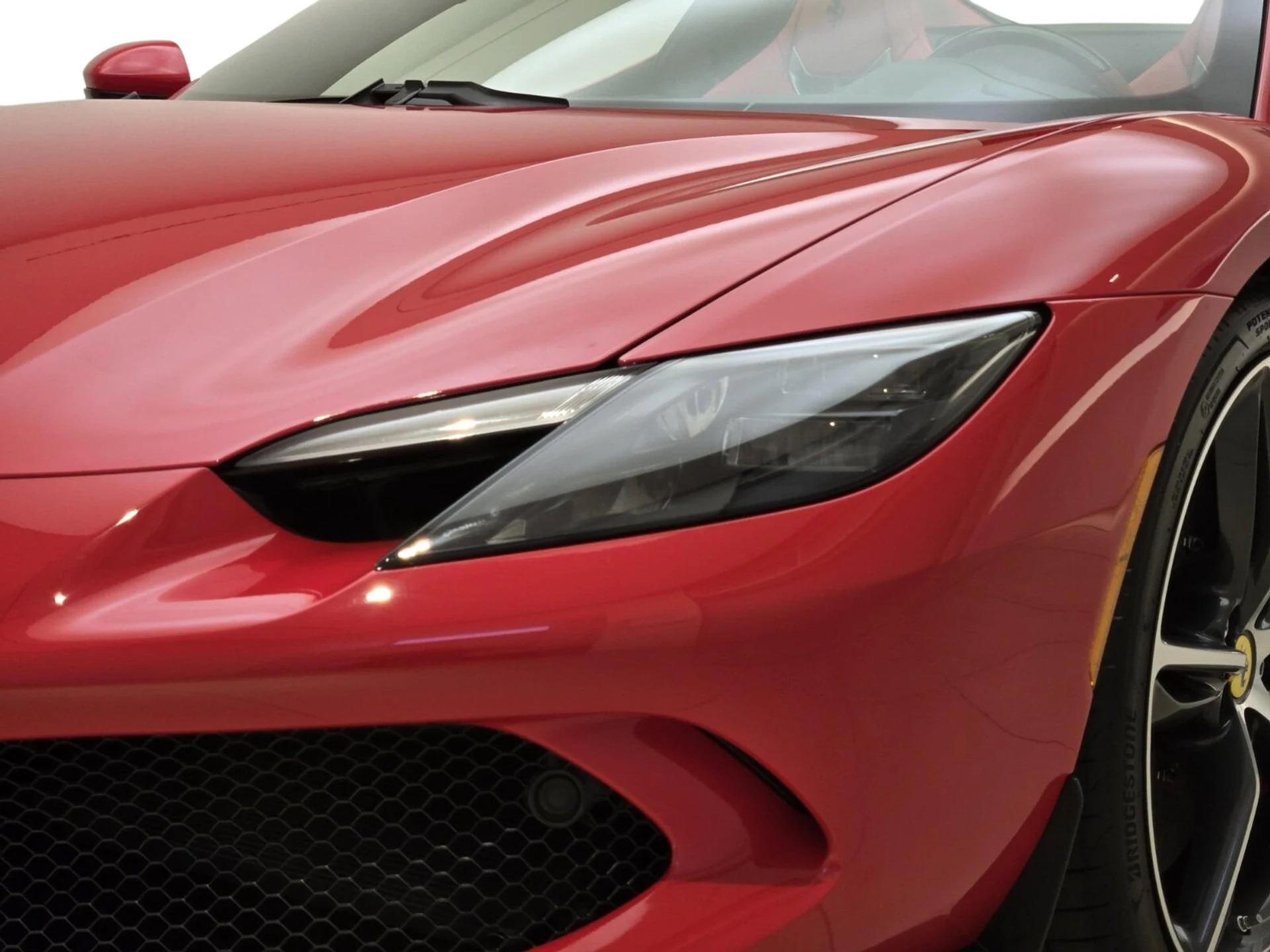 mph004_1596767268_Used_2024_Ferrari_296_GTS_1753251916_786af546c3