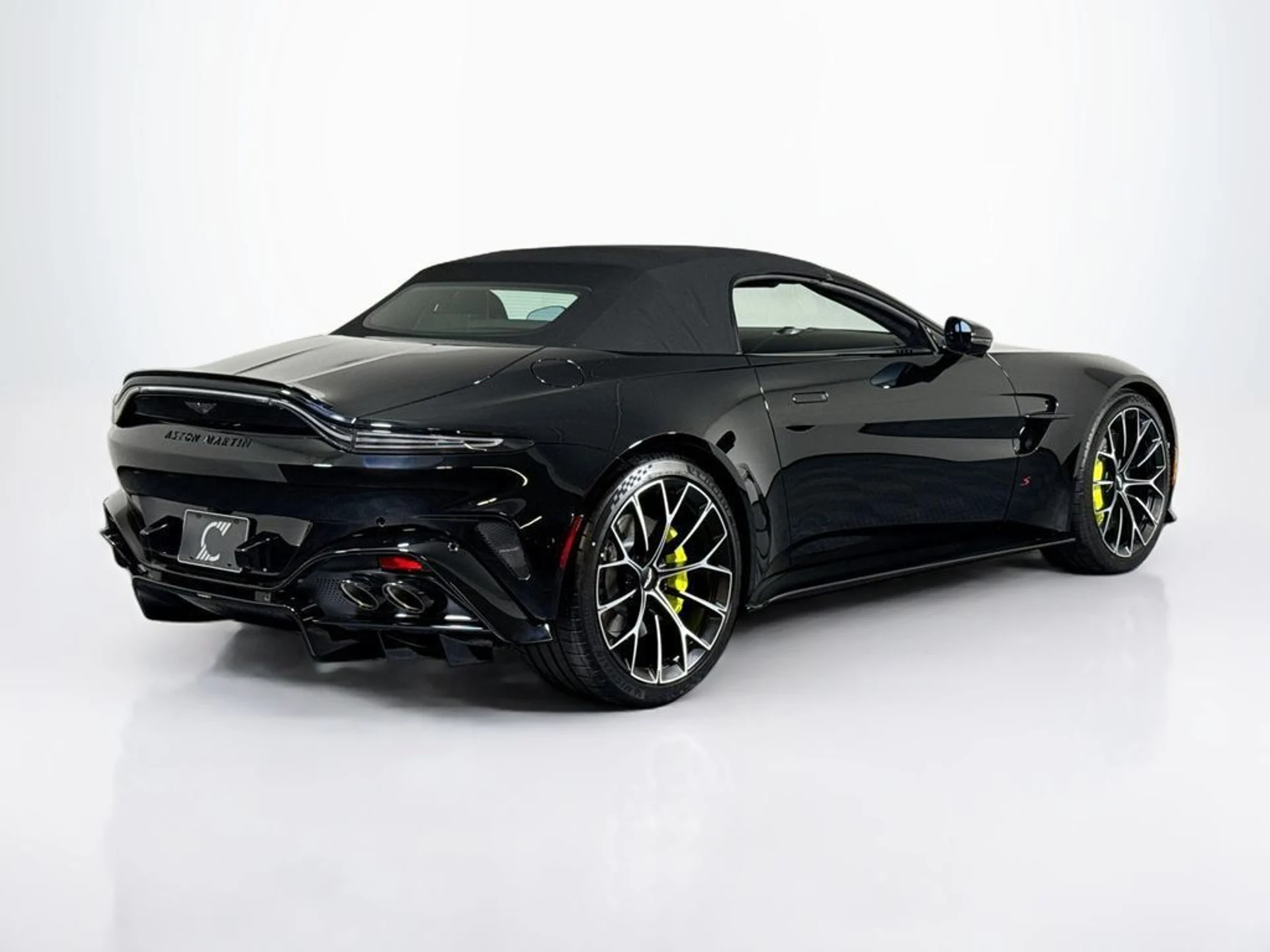 mph004_1603735573_new_2026_aston_martin_vantage_sroadster_11350_23059247_5_1024_8e237903ef