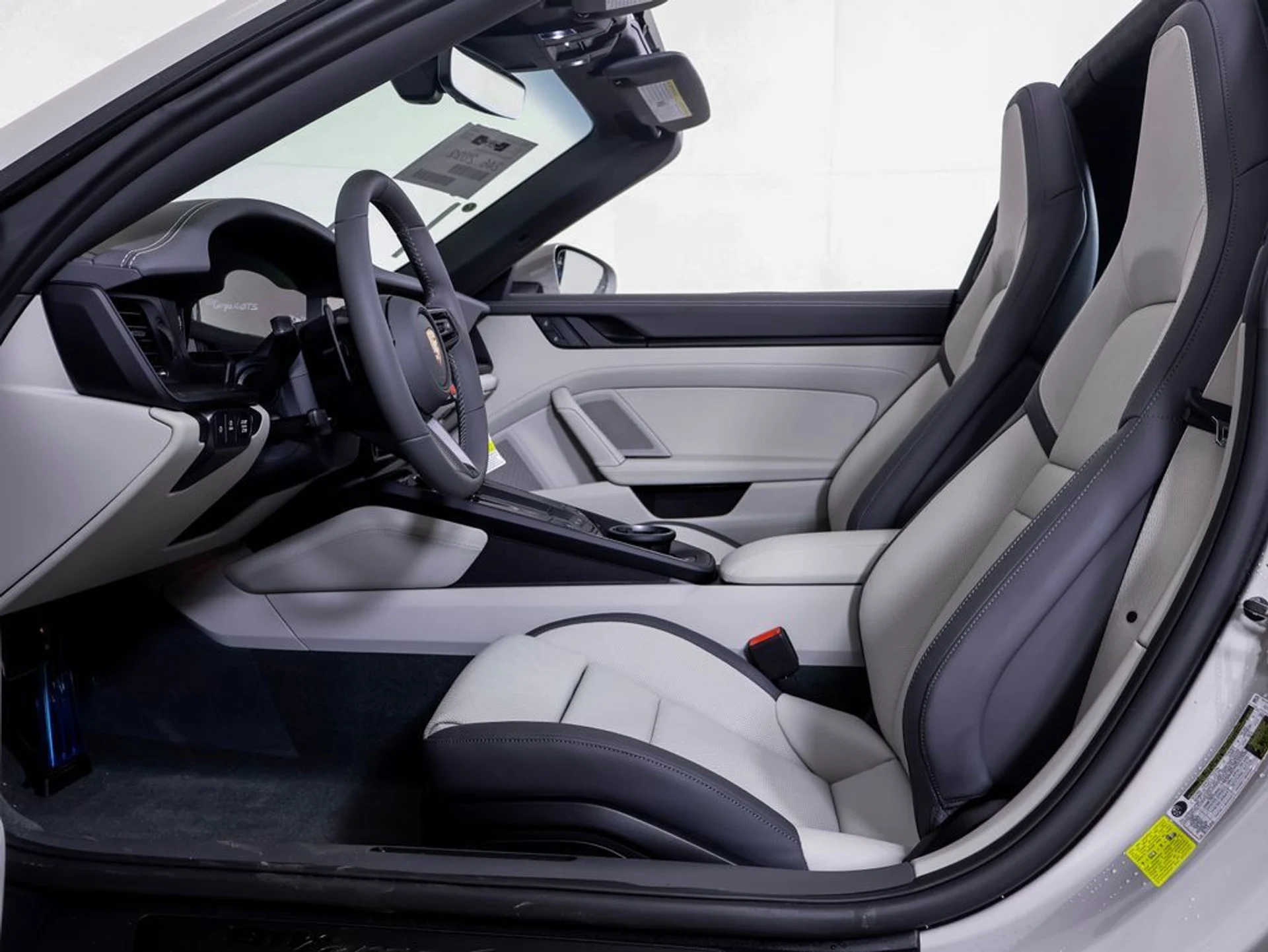 mph004_1618435754_56ca31cc91d9d2ceb1b43fd6dd229a57x_895263633f