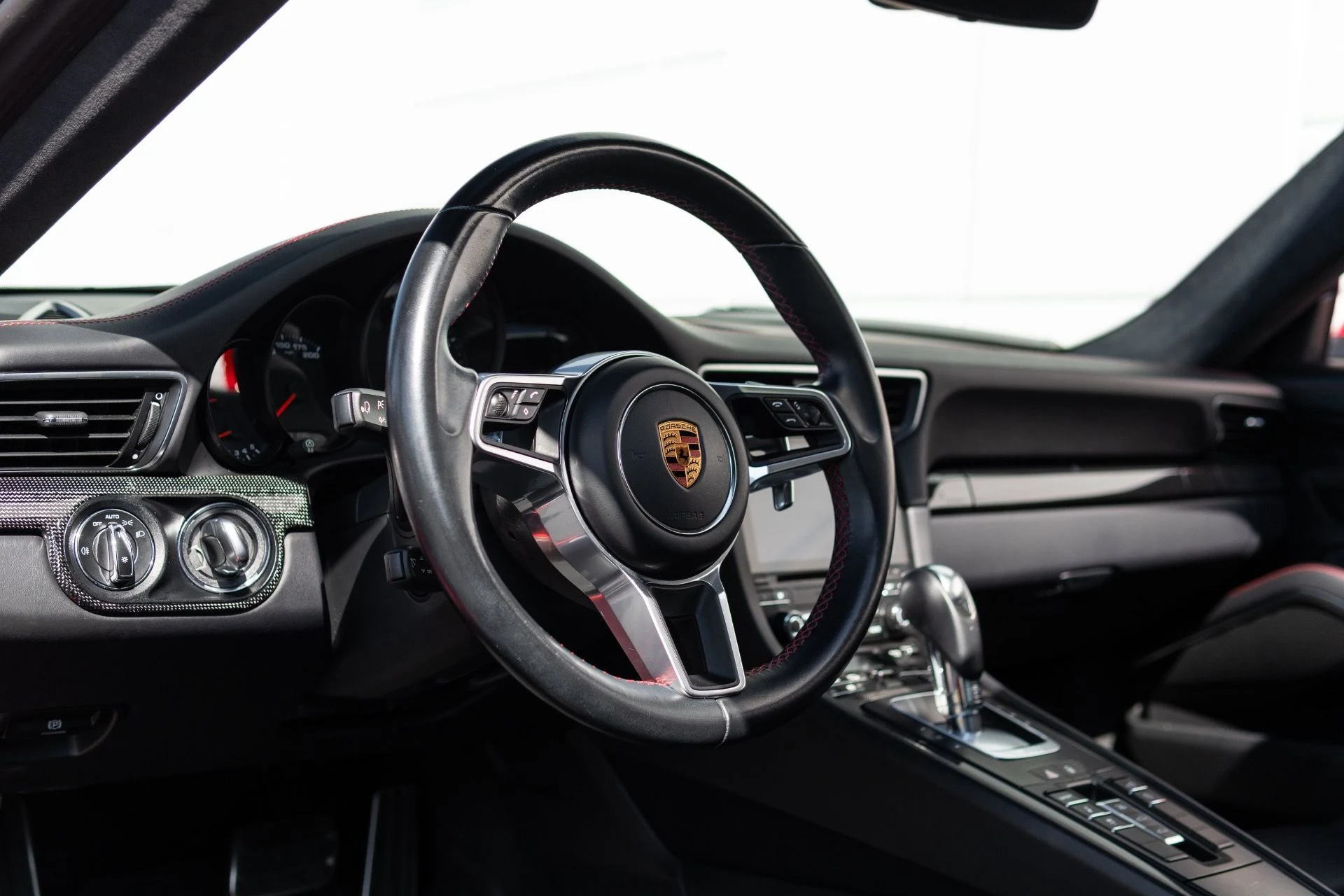 mph004_1624922369_Used_2019_Porsche_911_Carrera_4_1772073420_416ccc9dd7