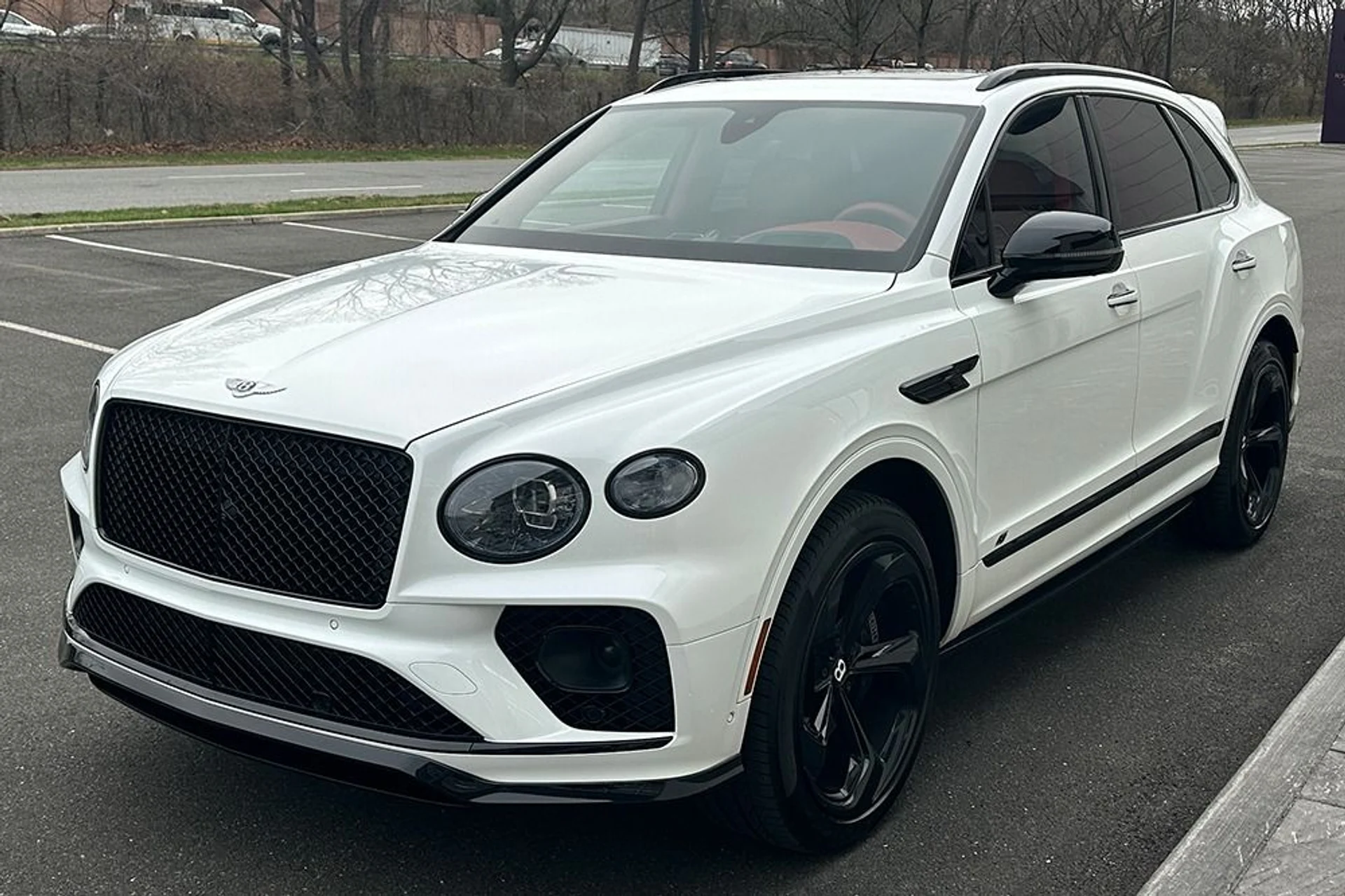 mph004_1625742802_Used_2022_Bentley_Bentayga_S_V8_1775750375_4d2fc502d7