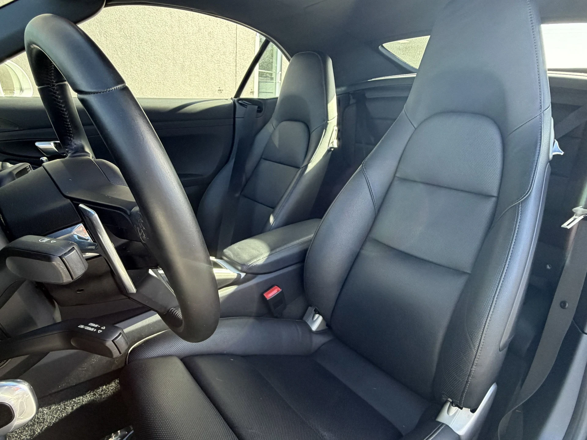 mph004_162582514_b76f8232d1a3611350475a6f3771ff96x_3516b969a9