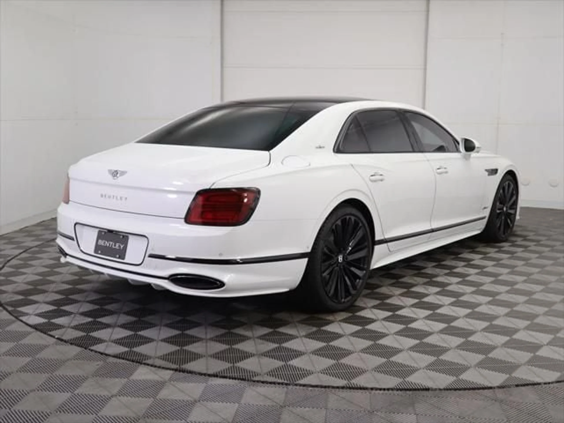 mph004_1629575857_used_2025_bentley_flying_spur_speedsedan_8119_22980031_5_640_f2f35754ea