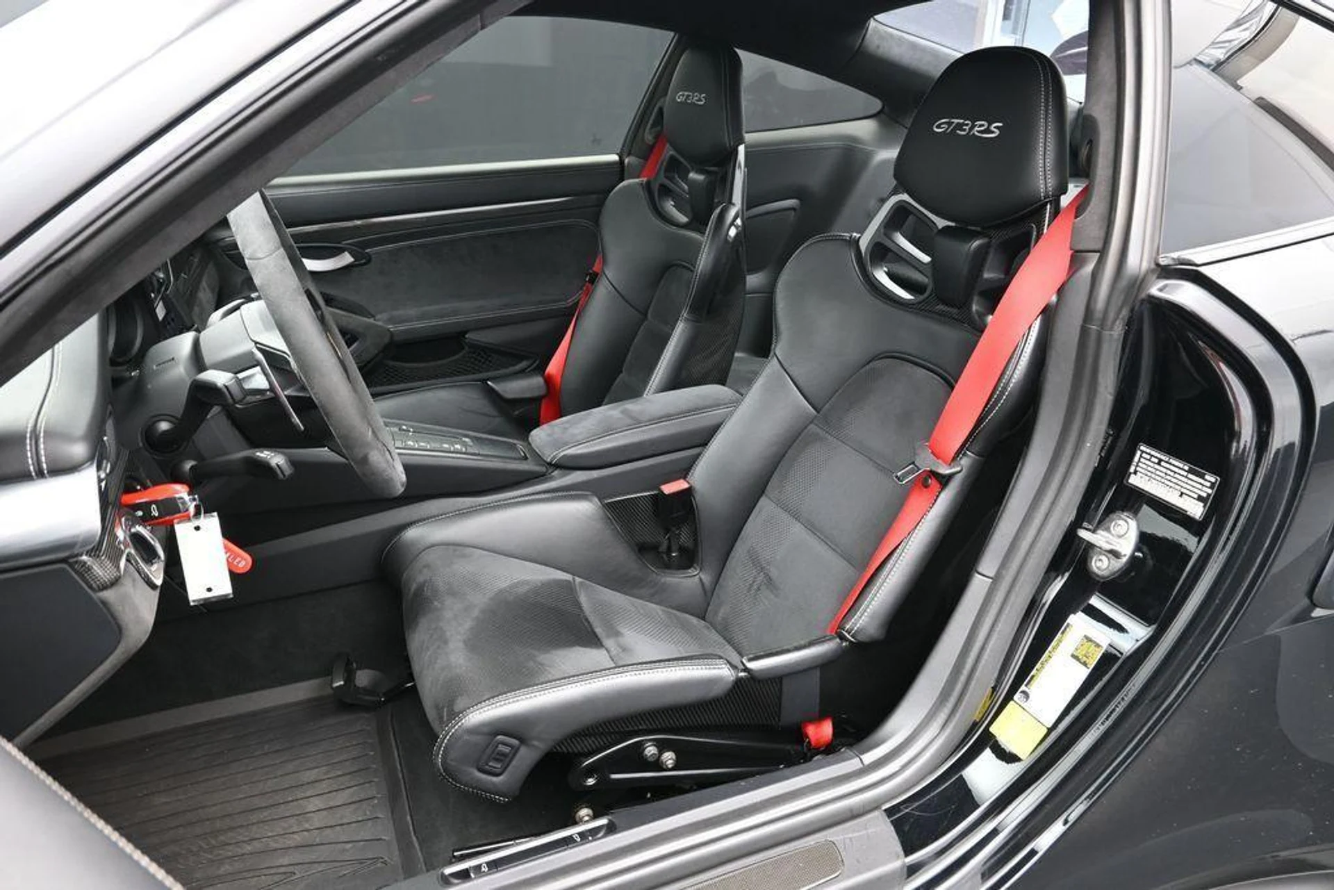 mph004_1633025725_FA_Rxe_Vf223_Inr8_OZ_8xc4zjjbn4_E_1d1e61e5d7