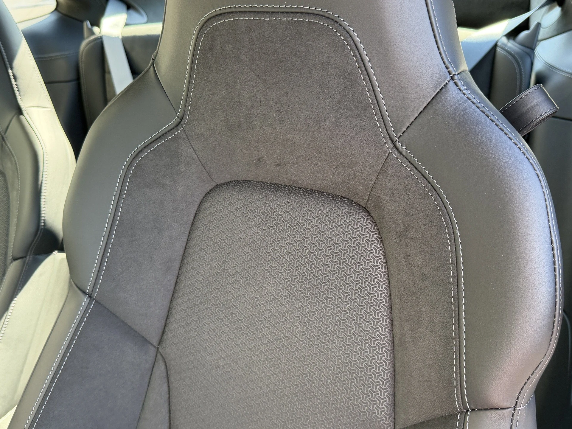 mph004_1637282626_d958e95bd3e82969cd3ee4c396334035x_dacdb77508